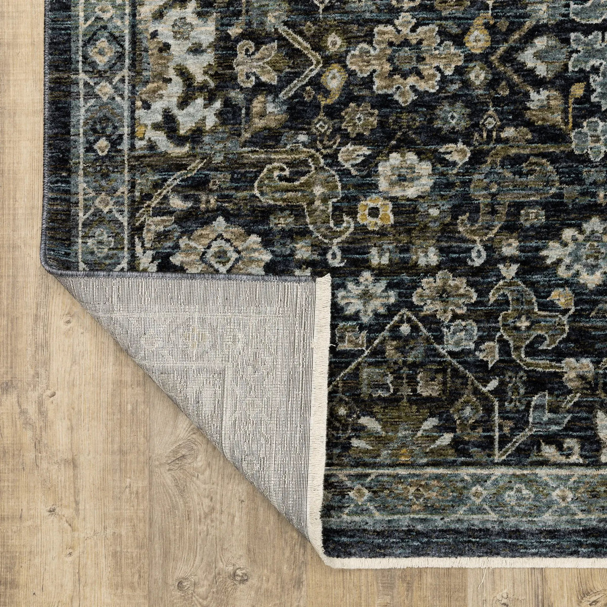 Aberdeen 533K1 Blue/ Light Blue Area Rug by Oriental Weavers
