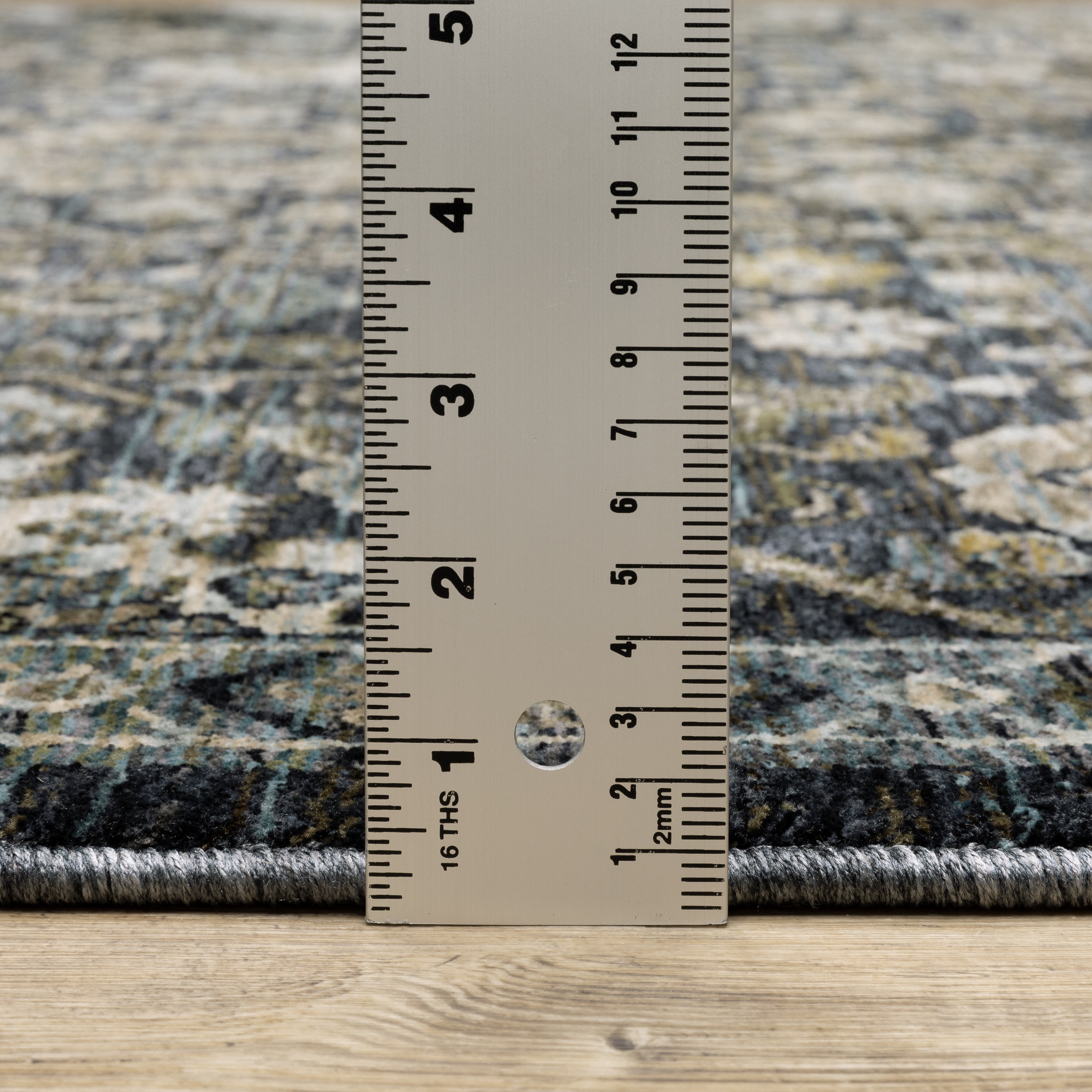 Aberdeen 533K1 Blue/ Light Blue Traditional Area Rug by Oriental Weavers