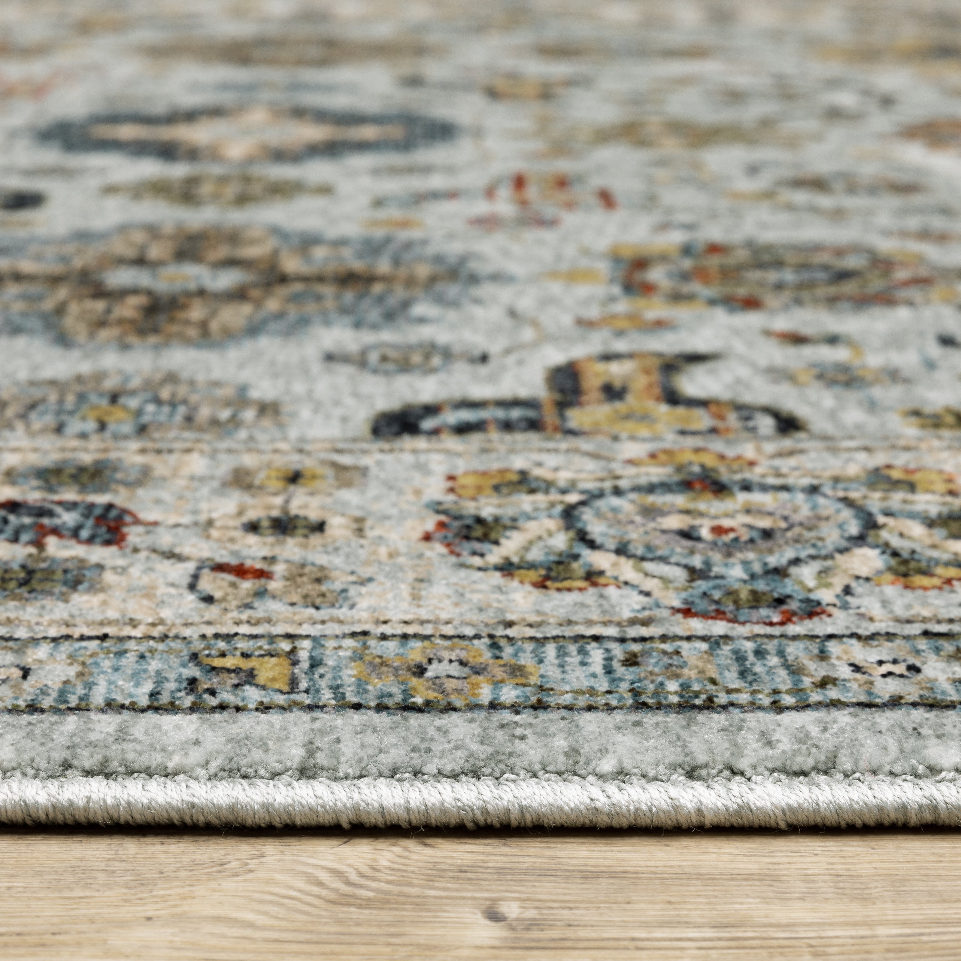 Aberdeen 561W1 Blue/ Beige Traditional Area Rug by Oriental Weavers