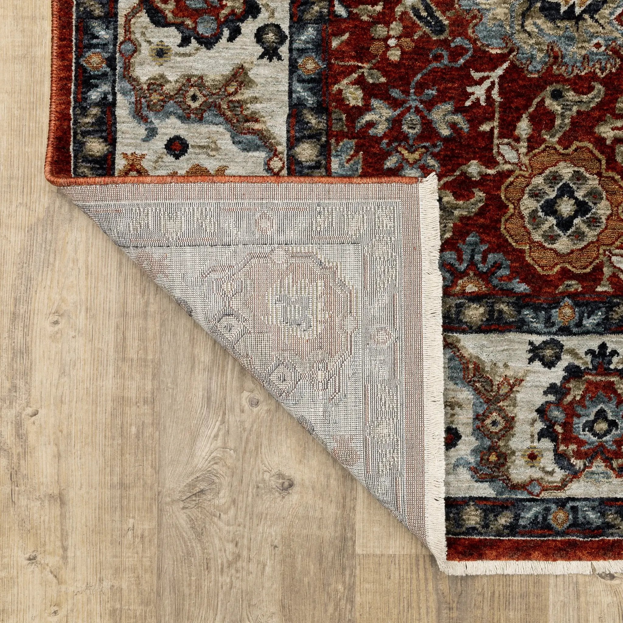 Aberdeen 562R1 Red/ Ivory Area Rug by Oriental Weavers