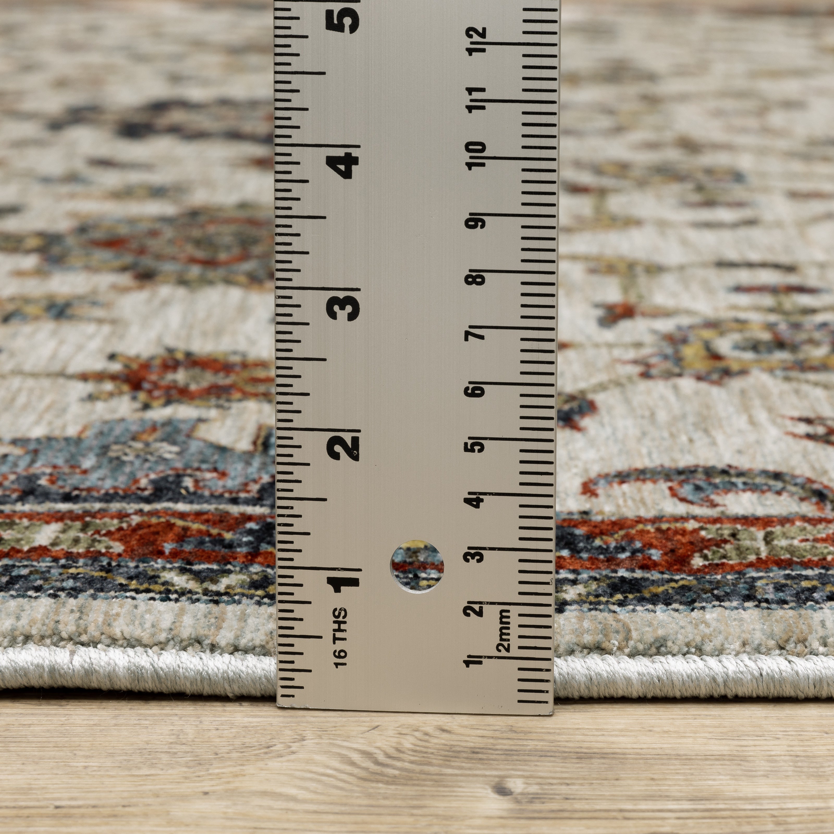 Aberdeen 751W1 Ivory/ Multi Traditional Area Rug by Oriental Weavers