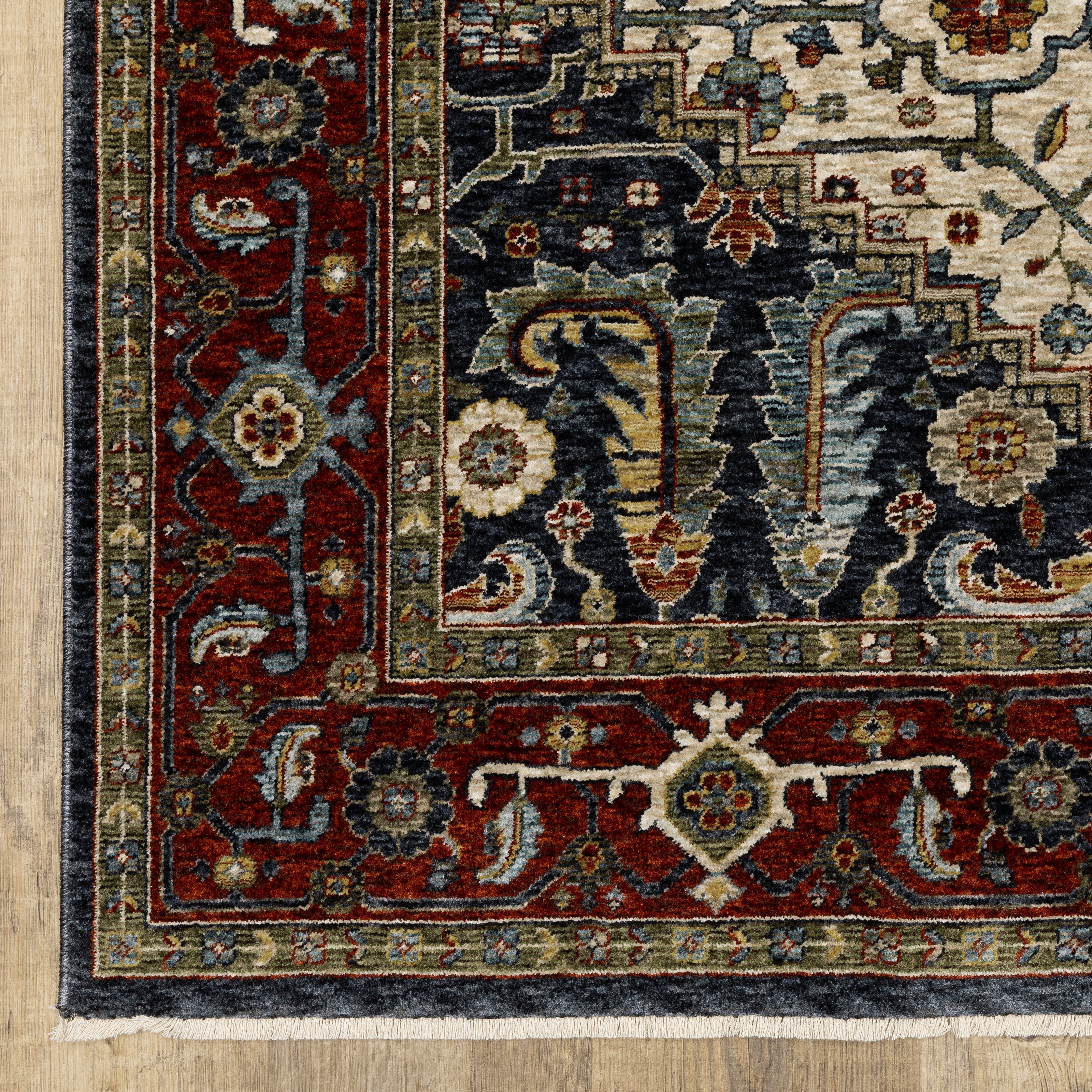 Aberdeen 752W1 Ivory/ Red Traditional Area Rug by Oriental Weavers
