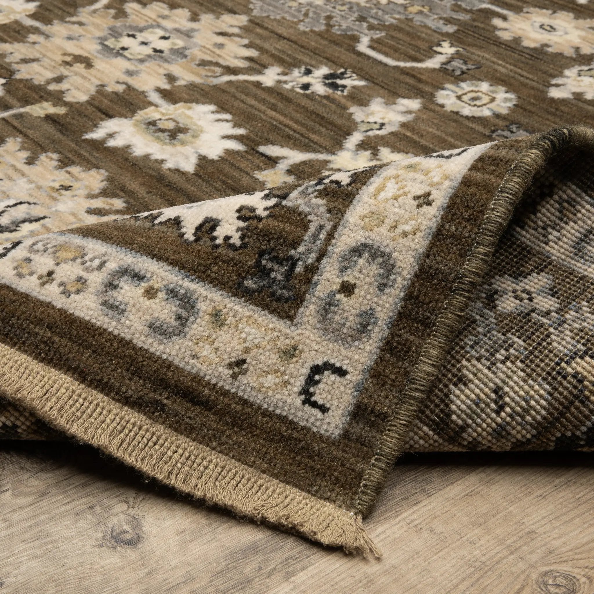 Acacia ACA01 Brown/ Tan Area Rug by Oriental Weavers