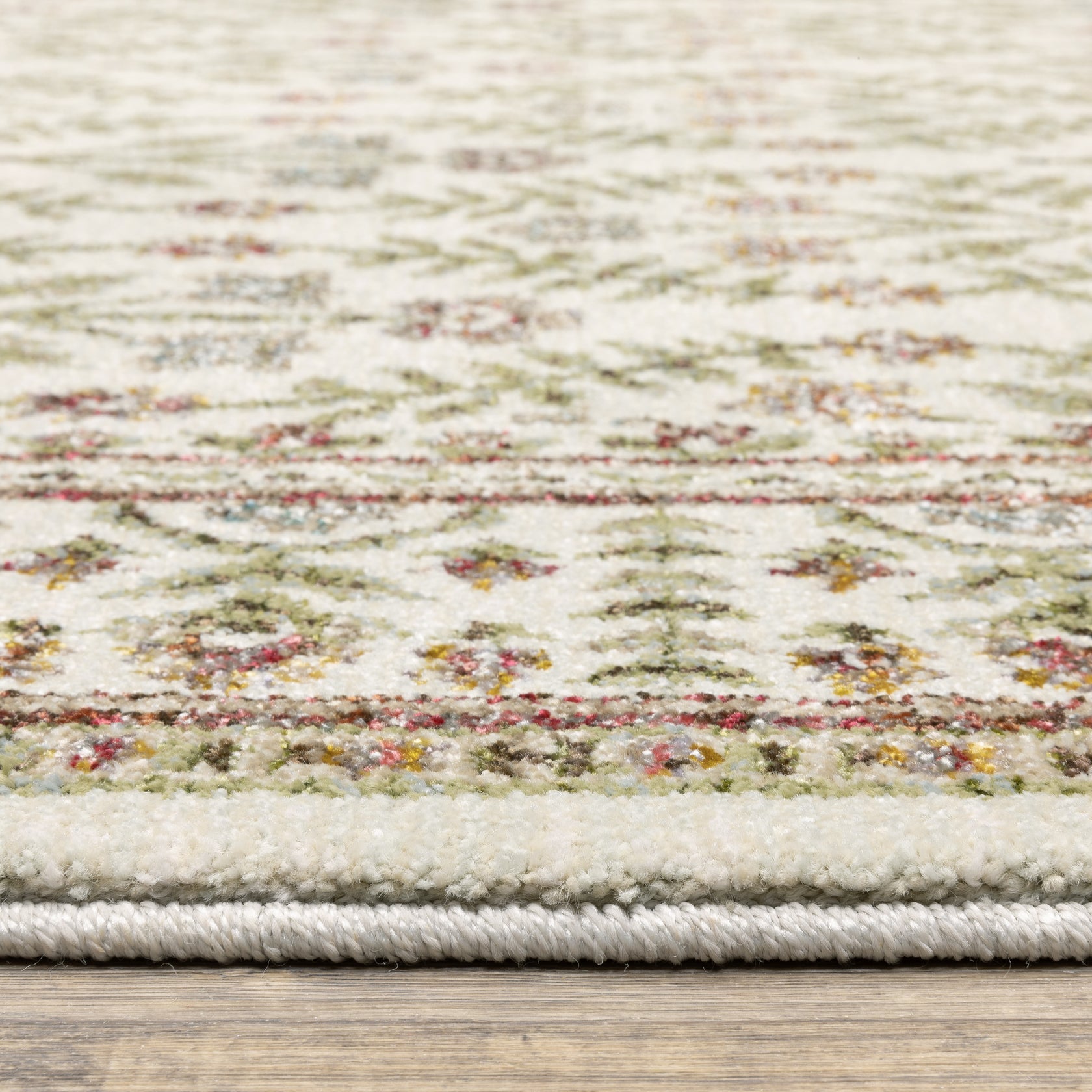 Andorra 3717A Ivory/Red Area Rug, ivory red modern traditional area rug with vintage-style pattern and detailed soft pile.