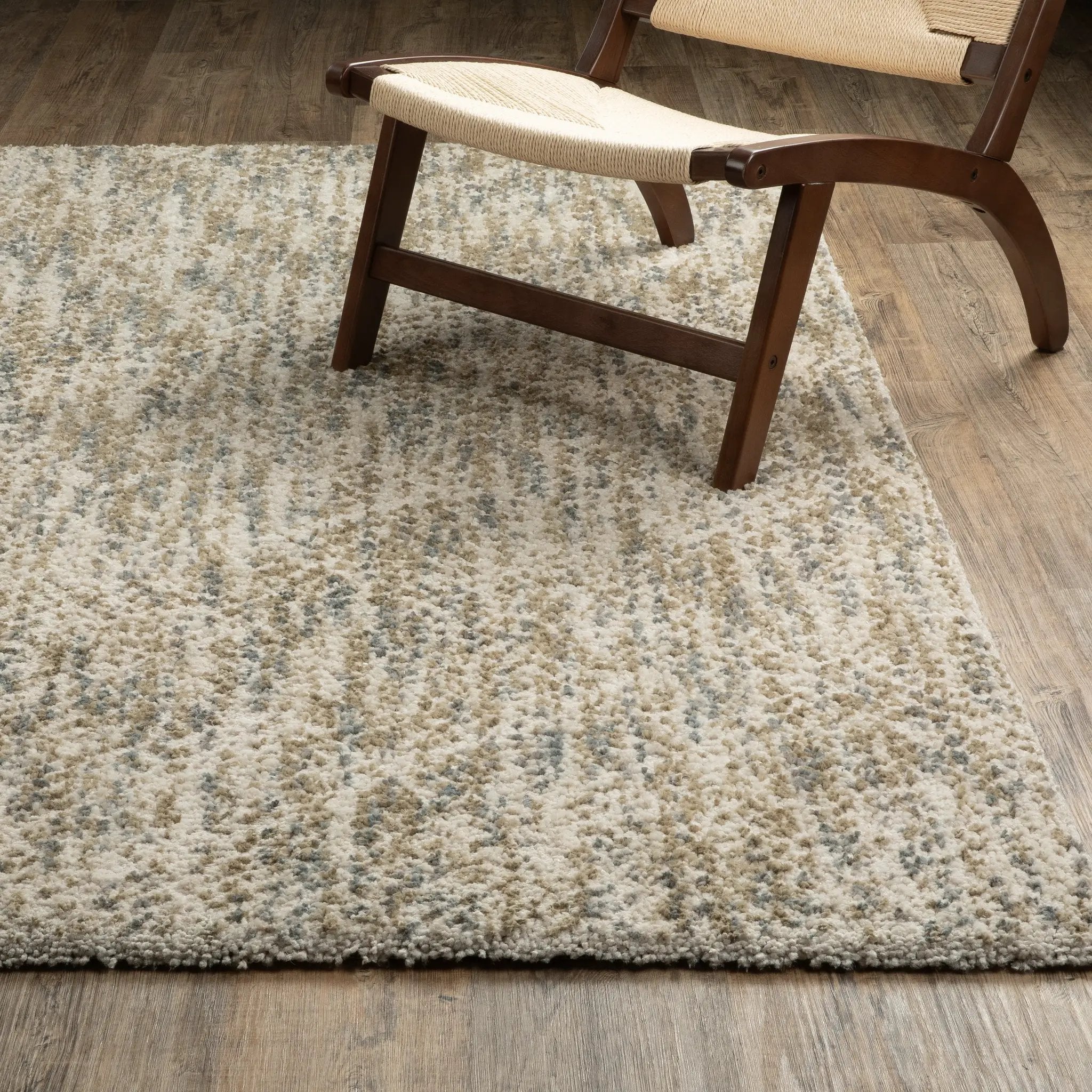 Aspen 3154E Ivory/ Gold Area Rug by Oriental Weavers