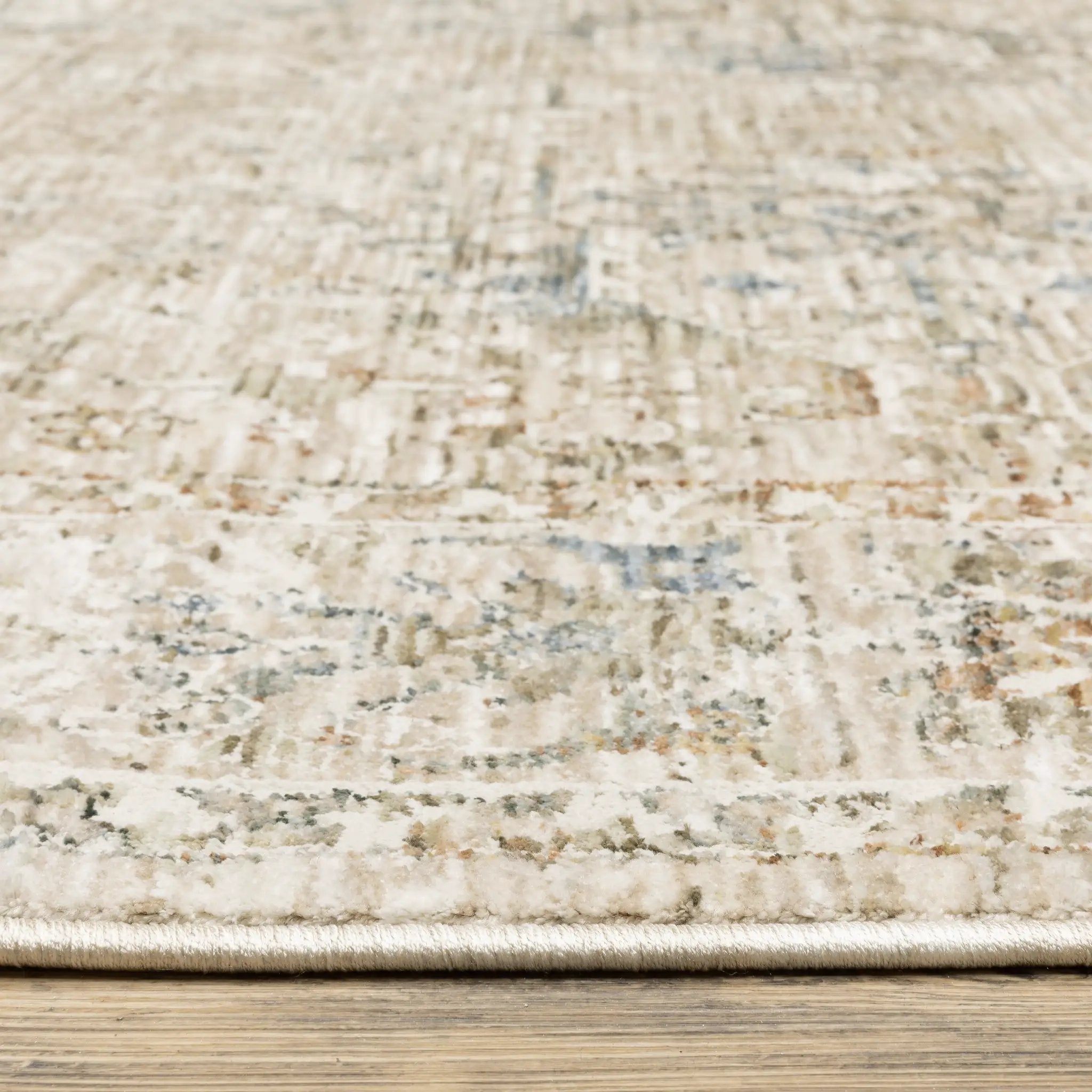 Avalon AVA02 Beige/ Blue Area Rug by Oriental Weavers