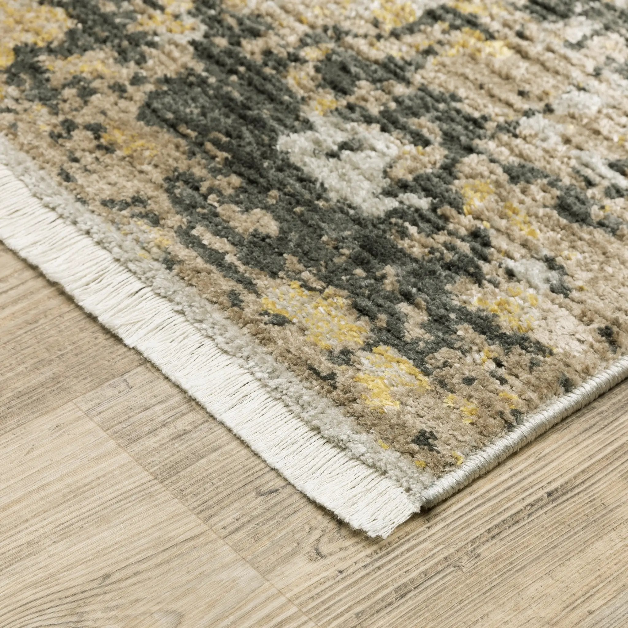 Bauer 2061X Gold/ Black Area Rug by Oriental Weavers