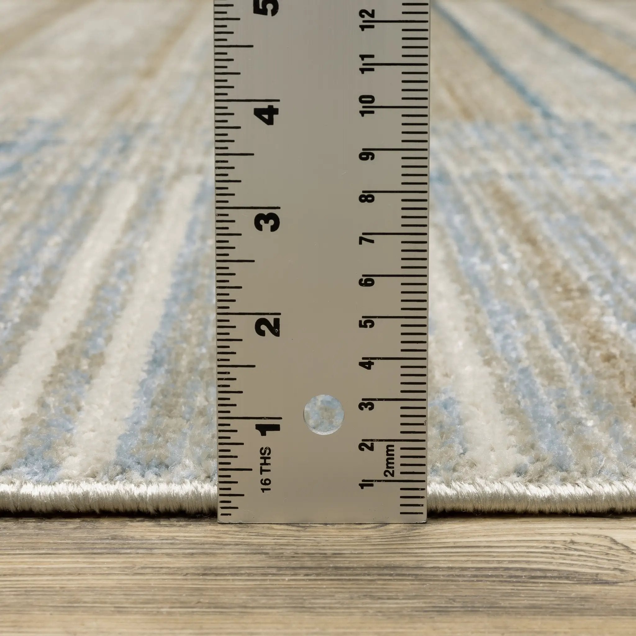 Bauer 090B2 Blue/ Beige Area Rug by Oriental Weavers