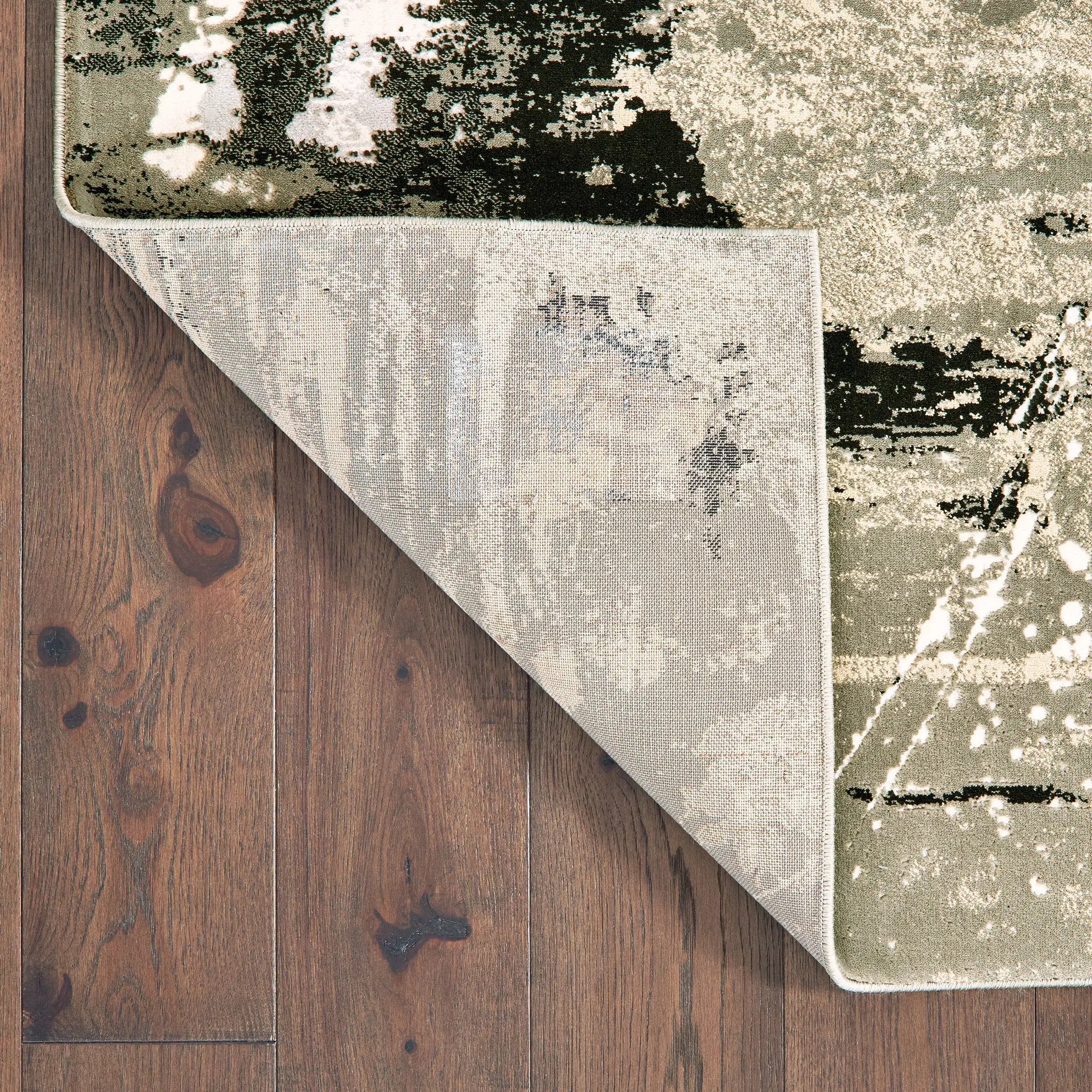 Bowen 109E2 Black/ Gold Area Rug by Oriental Weavers