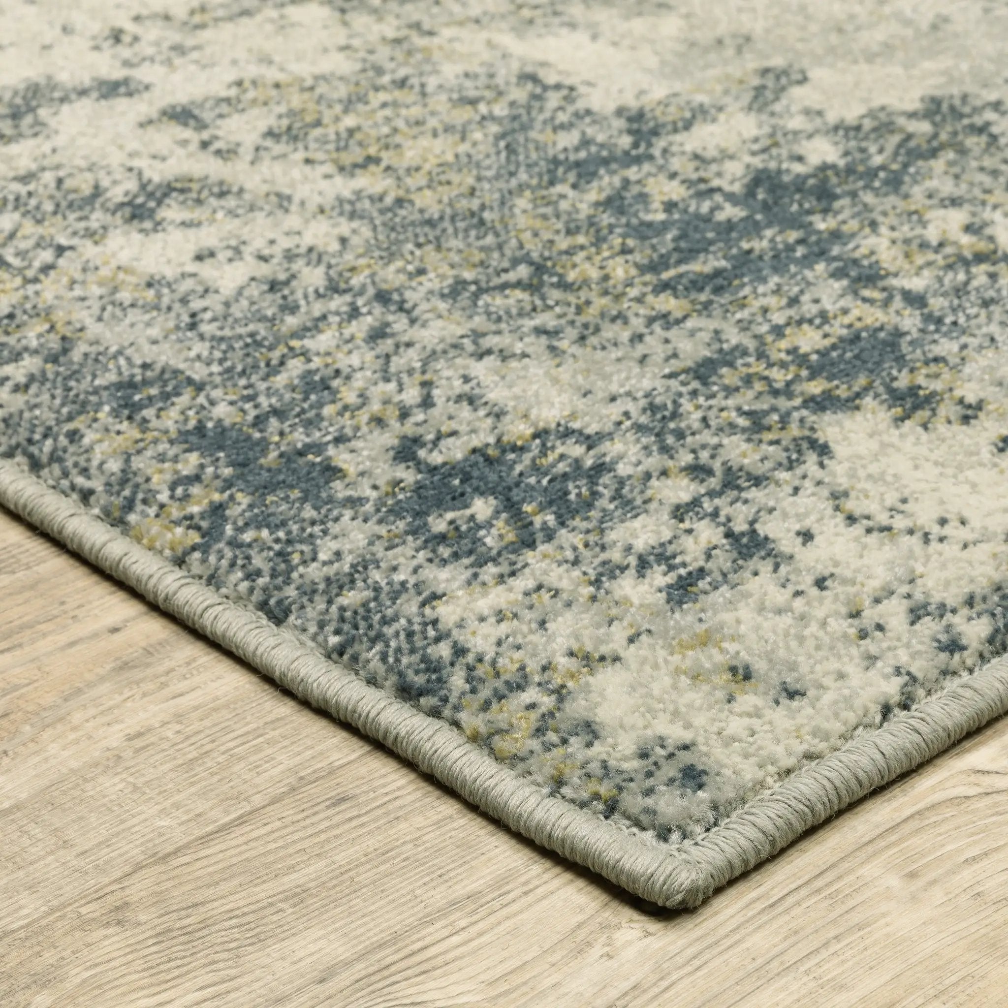 Branson BR12A Beige/ Teal Area Rug by Oriental Weavers