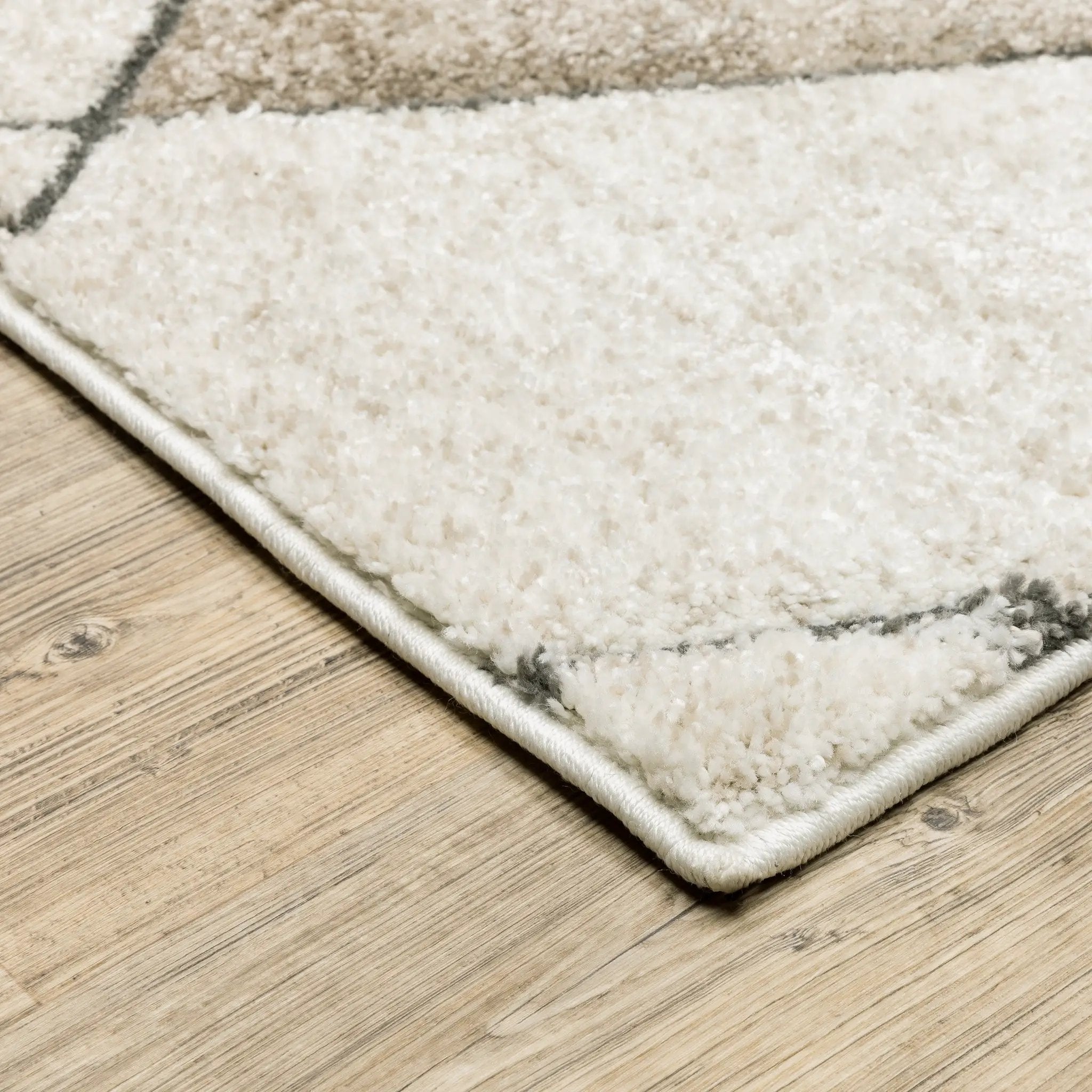 Cambria 4928A Beige/ Grey Area Rug by Oriental Weavers