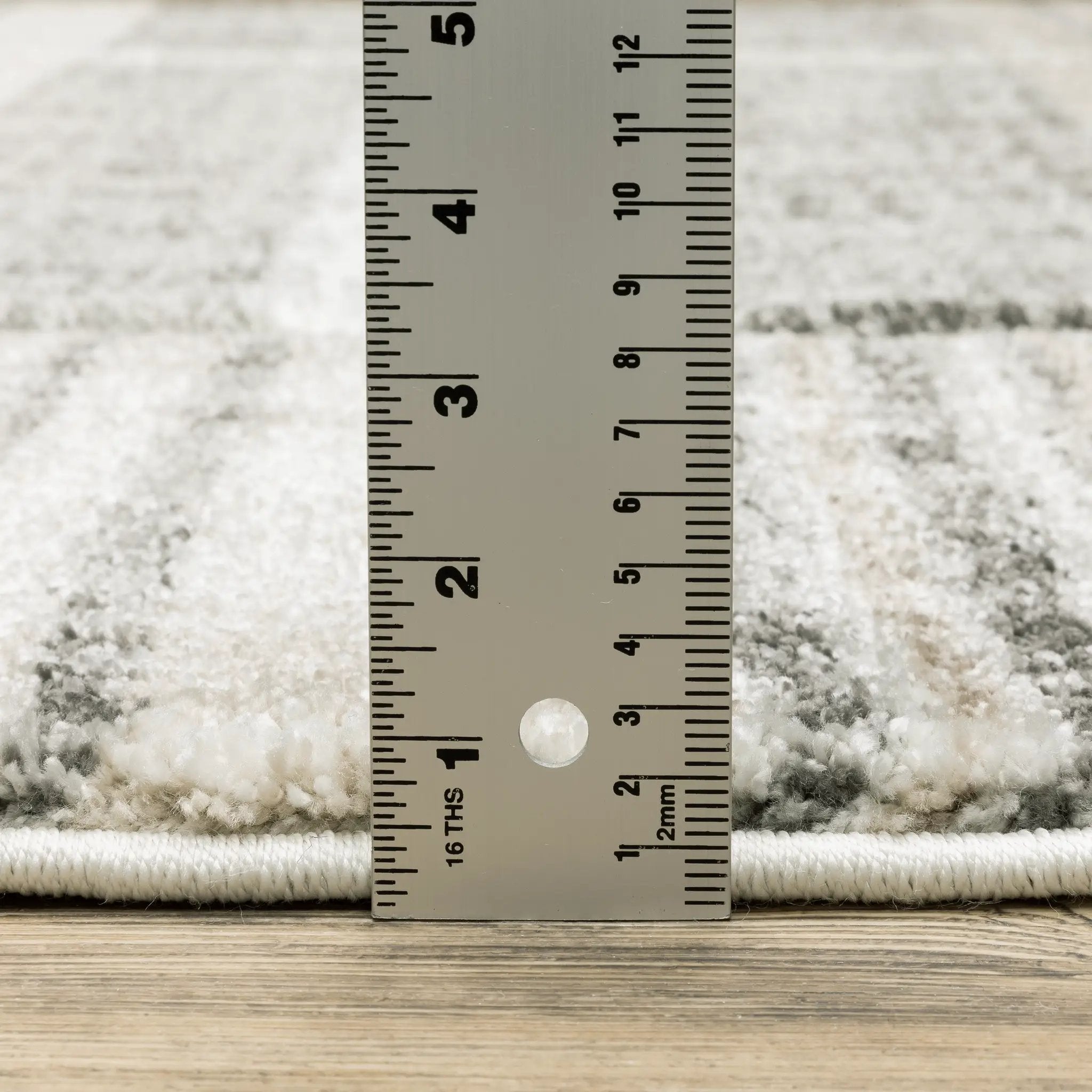 Cambria 055X2 Tan/ Charcoal Area Rug by Oriental Weavers