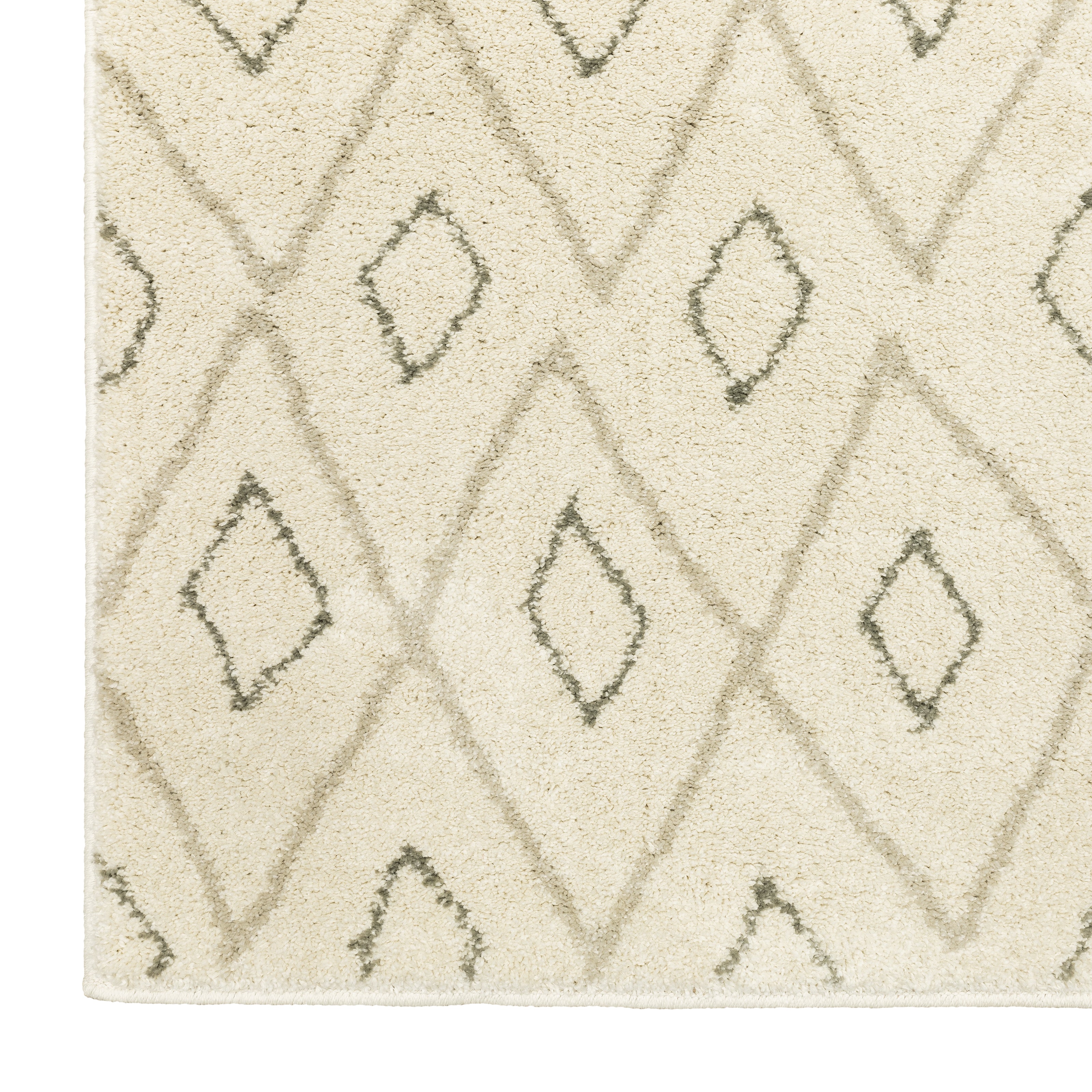 Oriental Weavers Carson 3943G plush traditional rug featuring abstract pattern in ivory/ sand tones