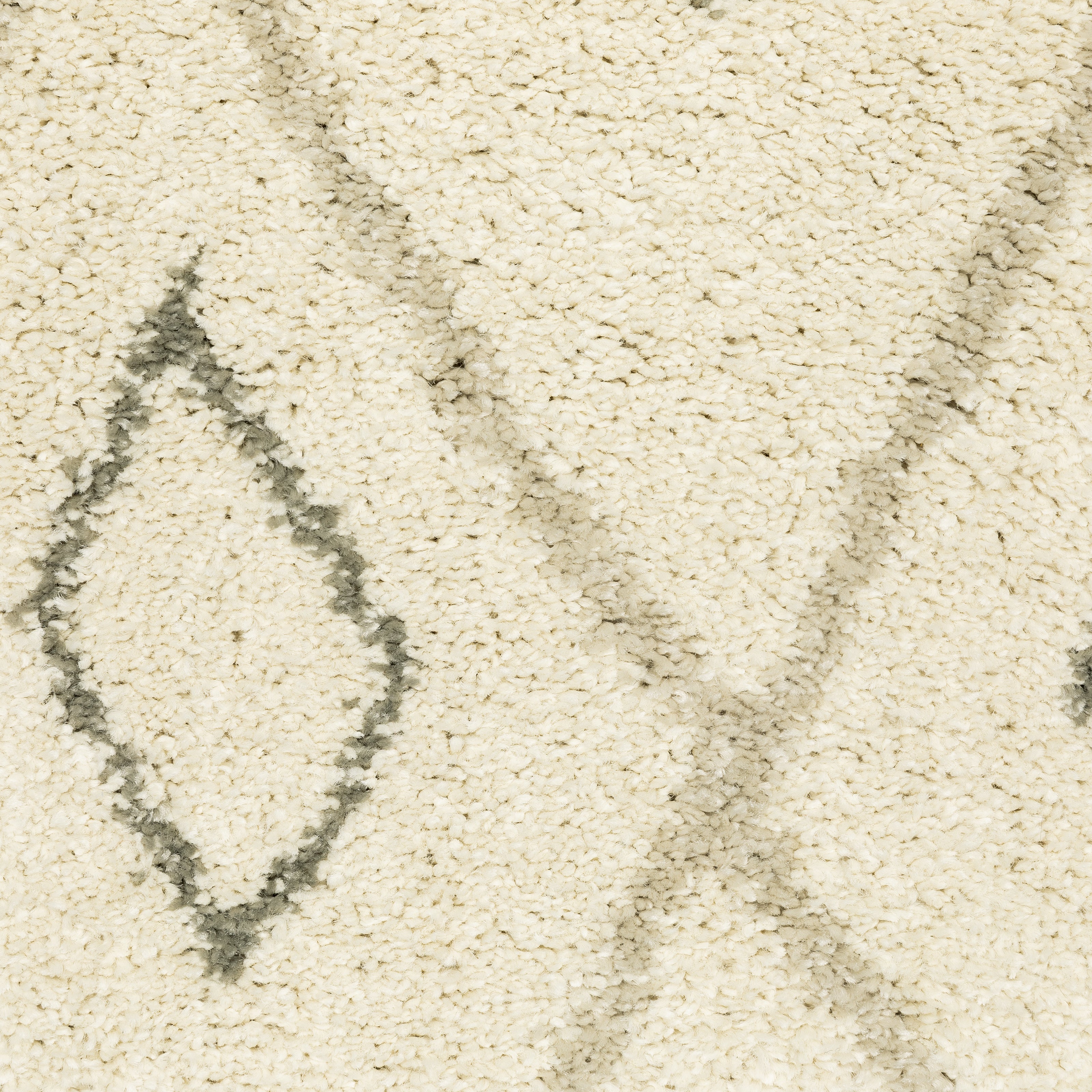 Oriental Weavers Carson 3943G plush traditional rug featuring abstract pattern in ivory/ sand tones