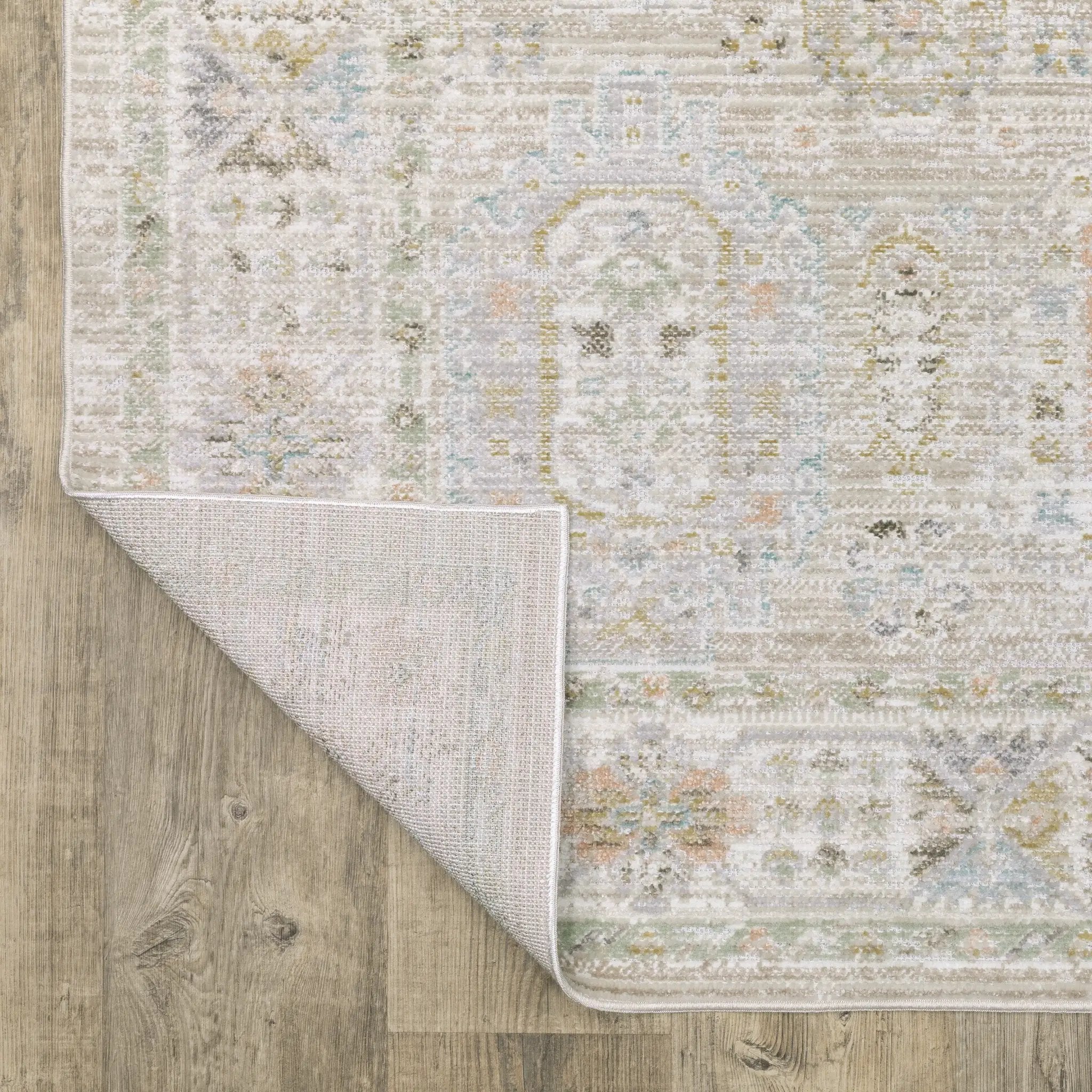 Cavett CAV04 Beige/ Blue Area Rug by Oriental Weavers