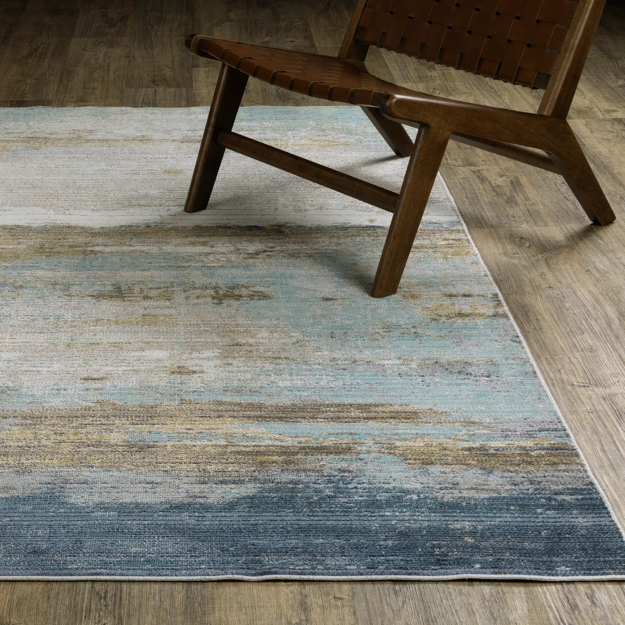 Cavett CAV09 Blue/ Beige Area Rug by Oriental Weavers