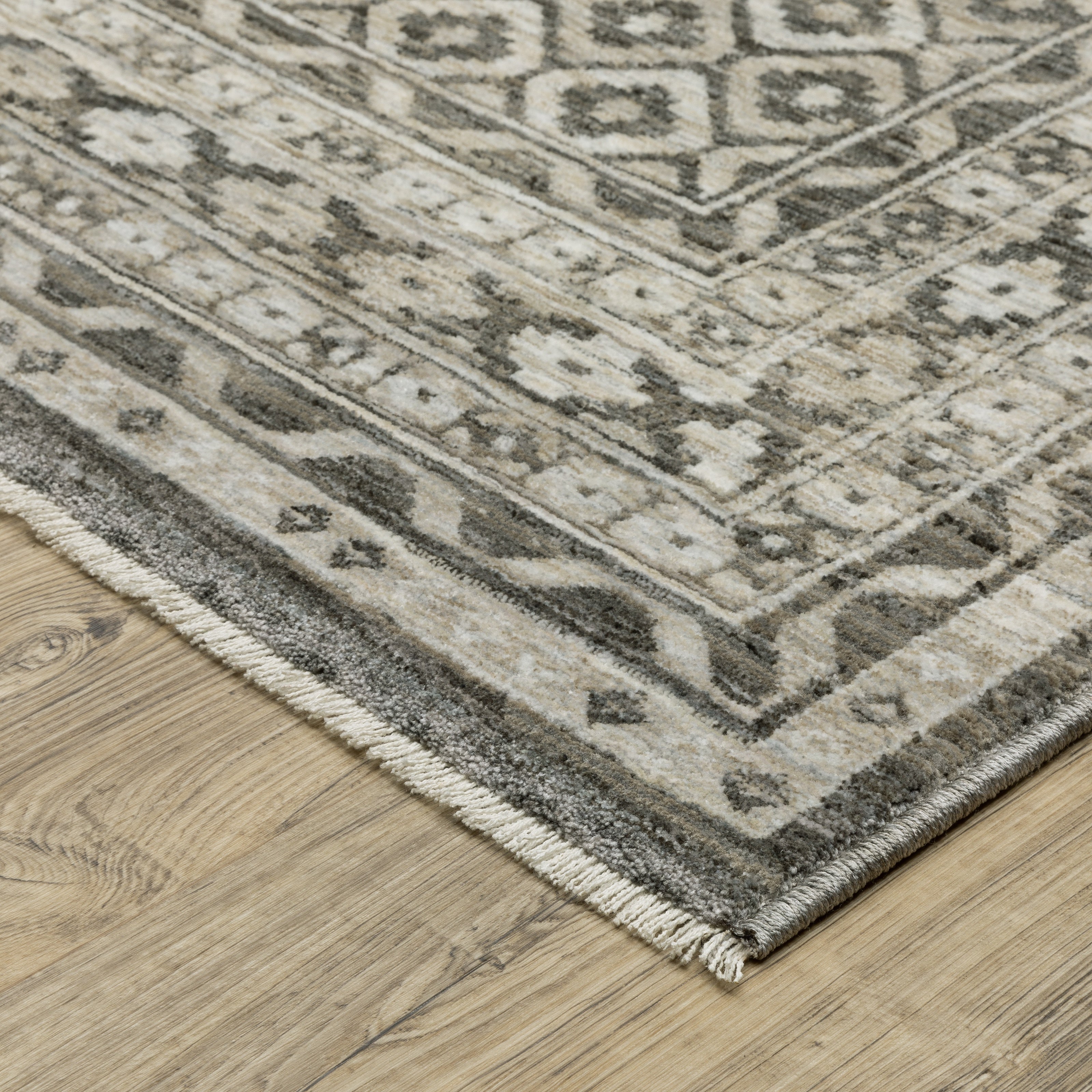 Oriental Weavers Chamberlain CH03B plush traditional rug featuring decorative pattern in grey/ beige tones