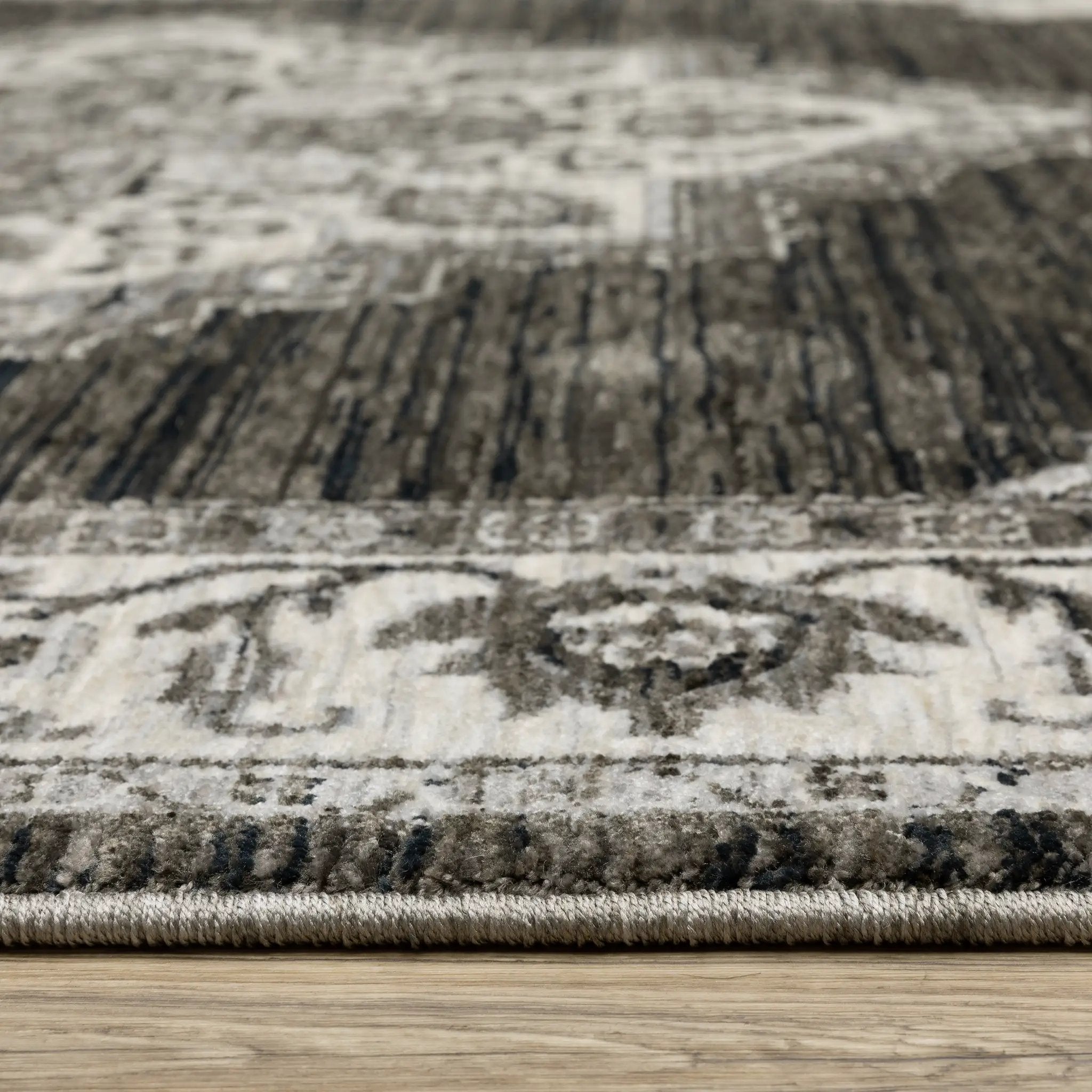 Chamberlain CH05C Charcoal/ Ivory Area Rug by Oriental Weavers