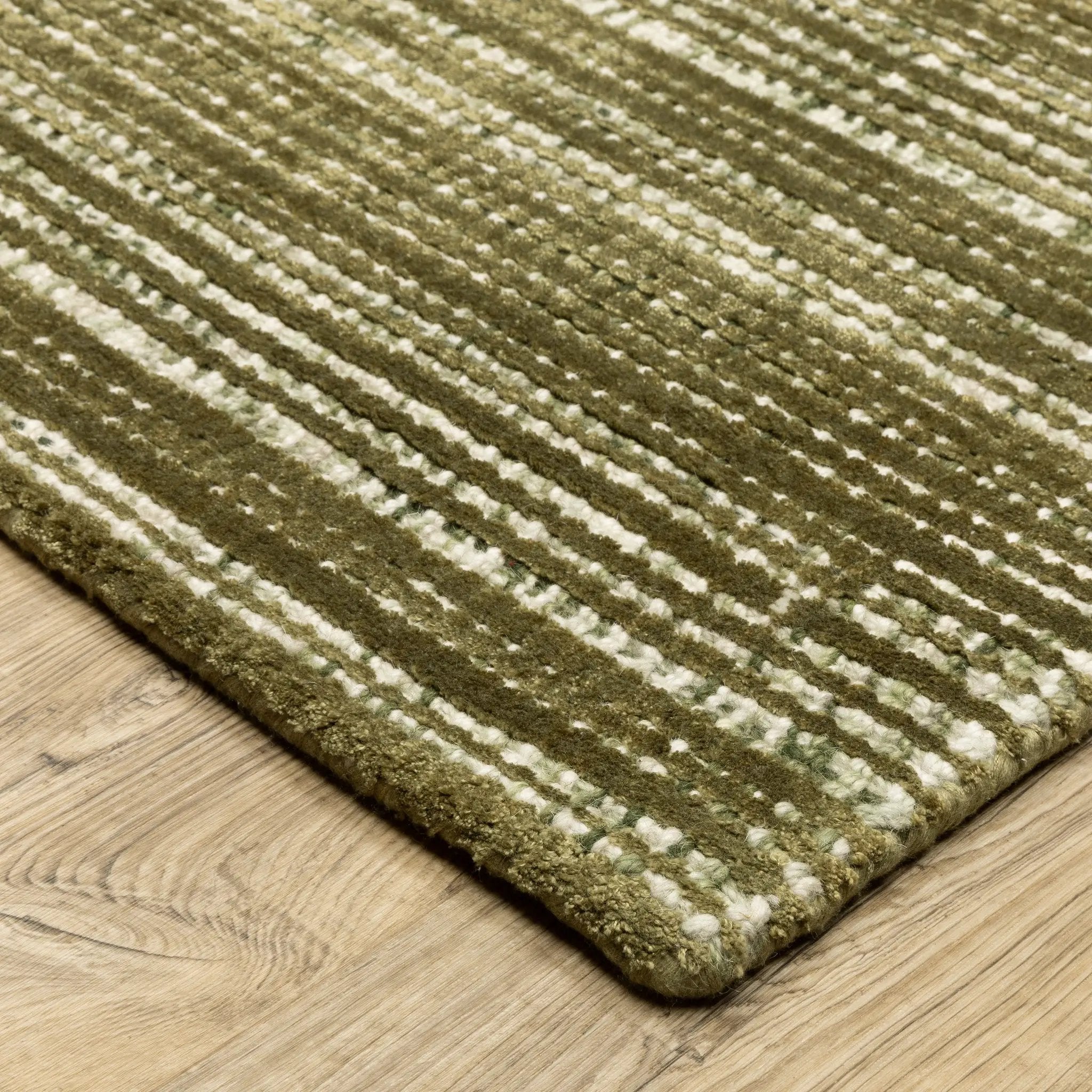 Circa CIR07 Green/ Ivory Area Rug by Oriental Weavers