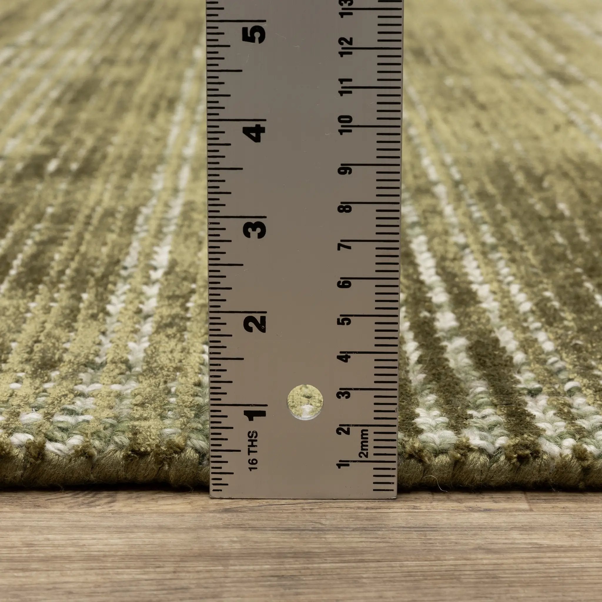 Circa CIR07 Green/ Ivory Area Rug by Oriental Weavers