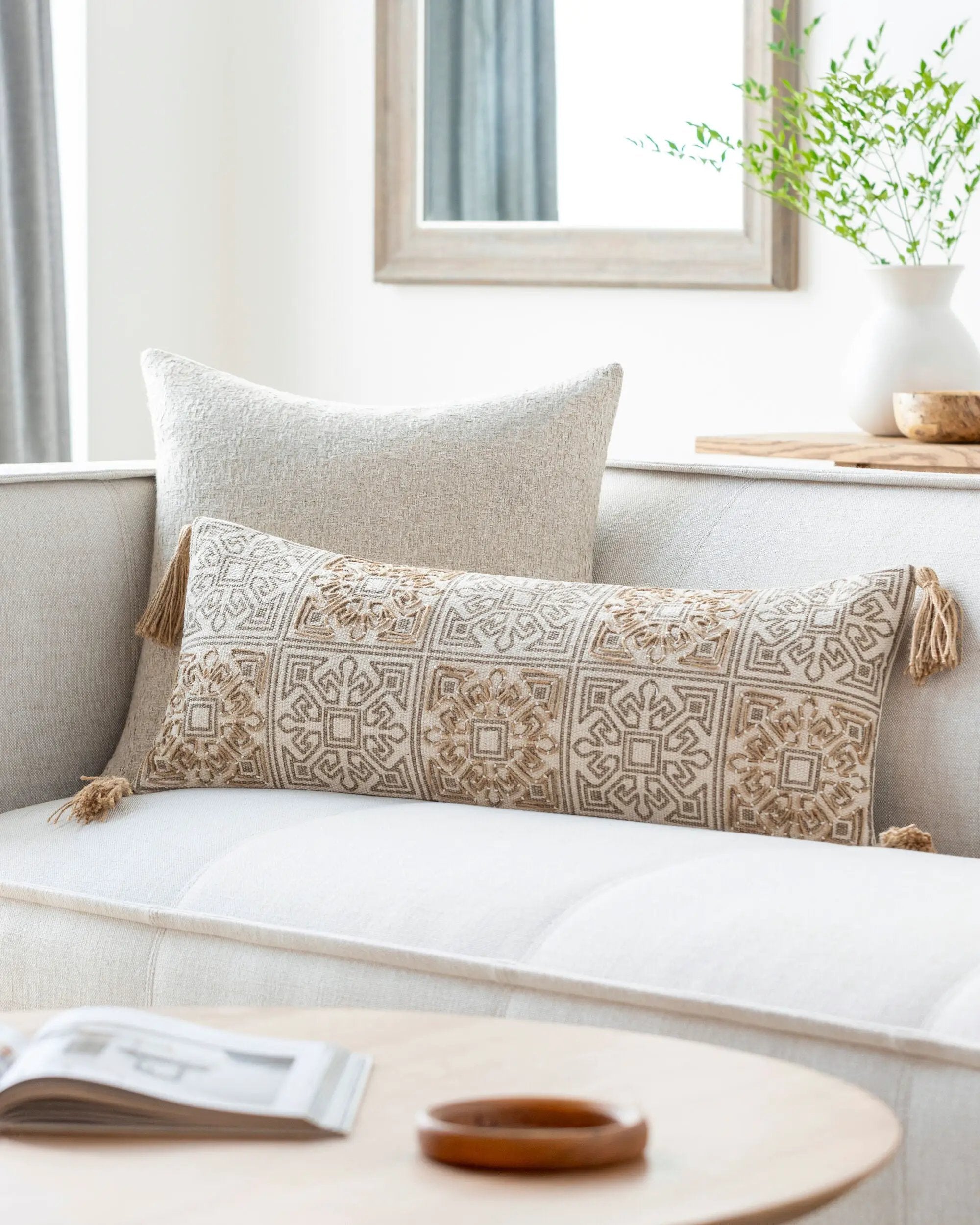 Parisa PAI-002 Lumbar Pillow by LIVABLISS