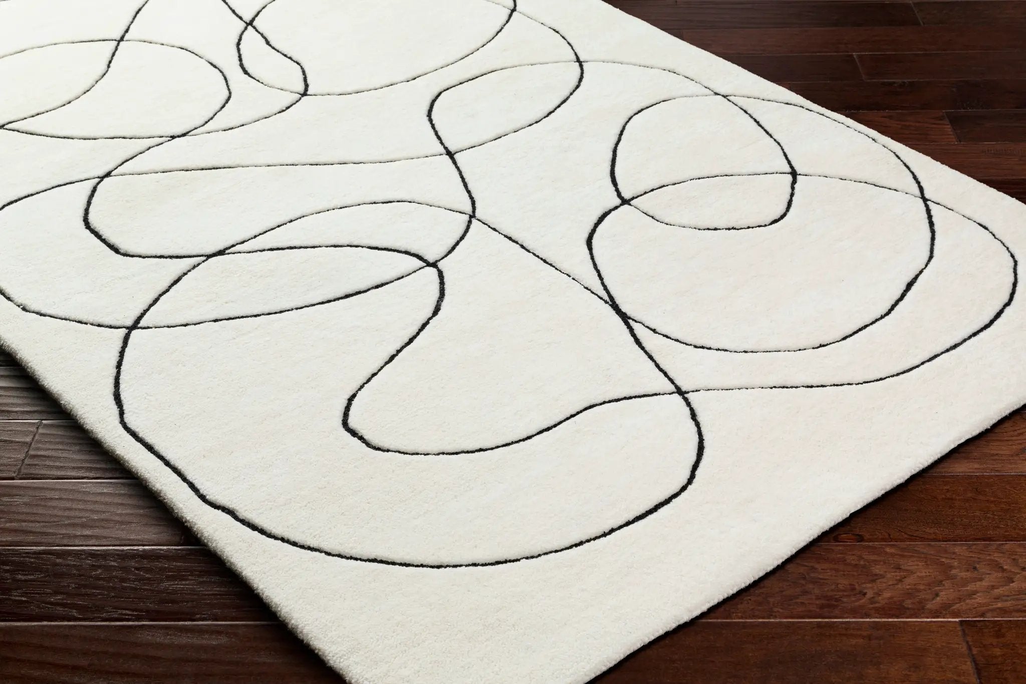 Portobello PBO-2301 Cream Area Rug by LIVABLISS