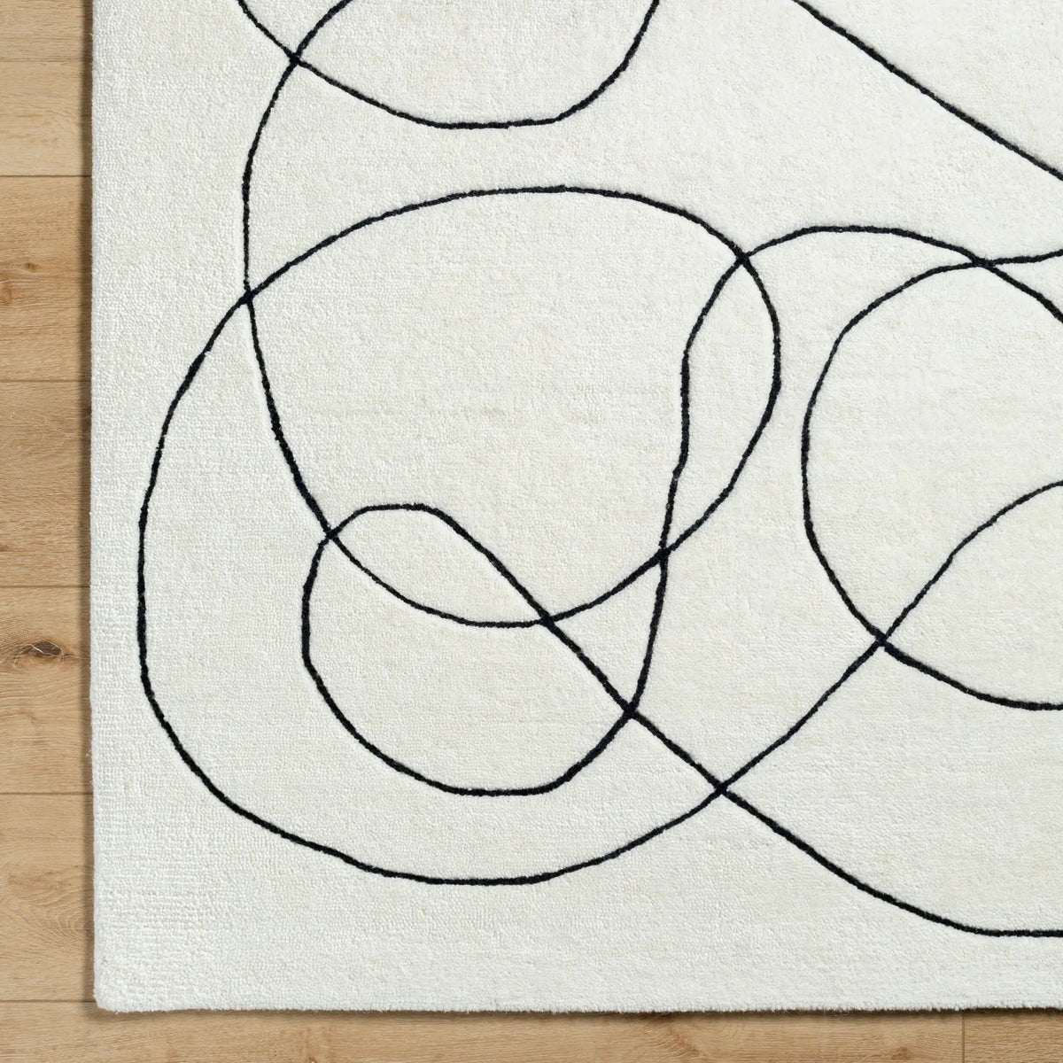 Portobello PBO-2301 Cream Area Rug by LIVABLISS