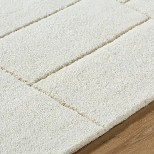Portobello PBO-2309 Ivory Area Rug by LIVABLISS