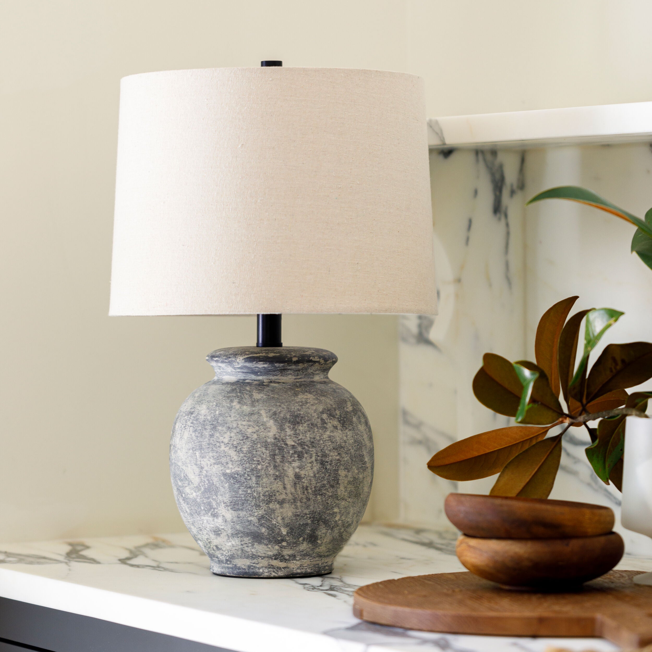 Livabliss Aponi PNI-001 Accent Table Lamp