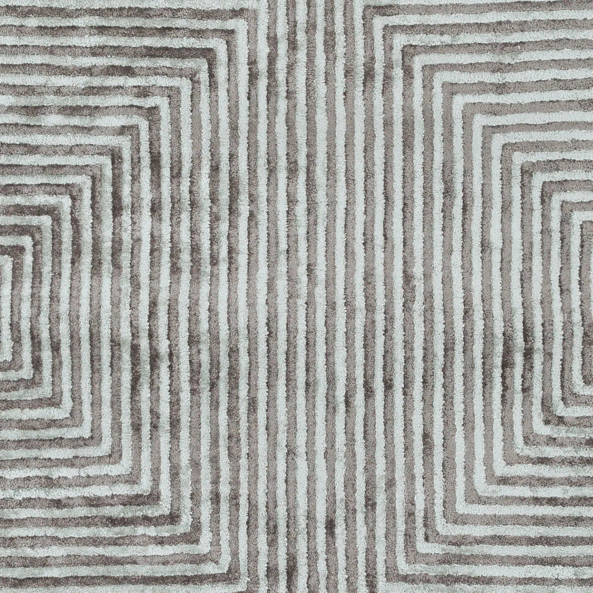 LIVABLISS Quartz QTZ-5000 Gray Area Rug