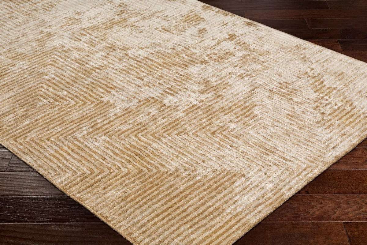 LIVABLISS Quartz QTZ-5031 Brown Area Rug