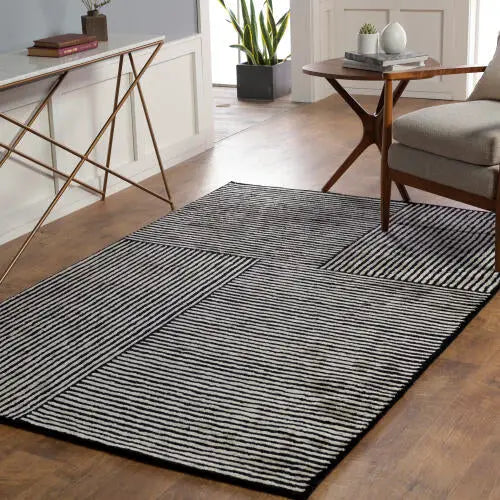 Quartz QTZ-5037 Black Area Rug by LIVABLISS