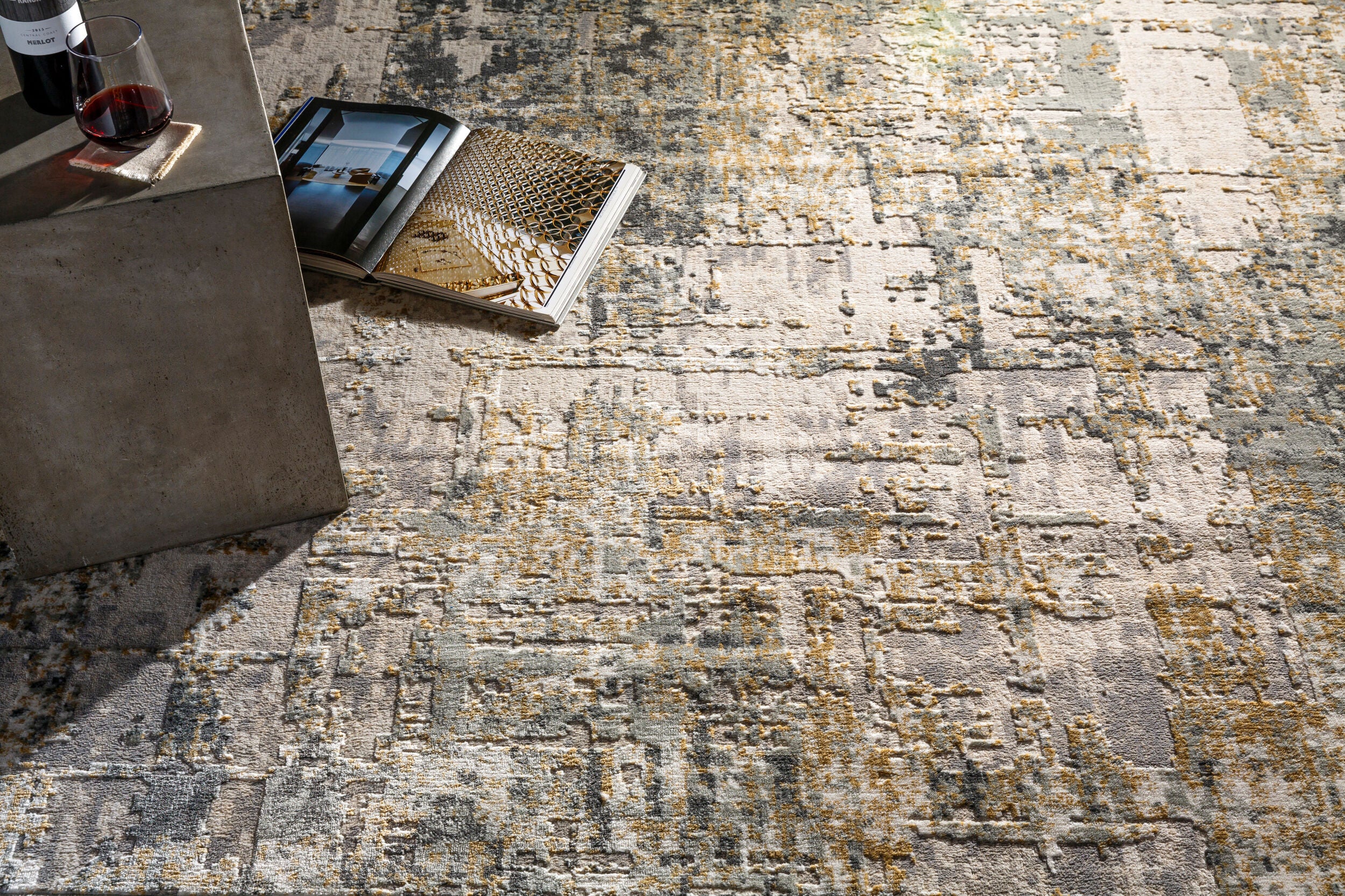 Surya Quatro QUA-2300 Gray Area Rug by LIVABLISS