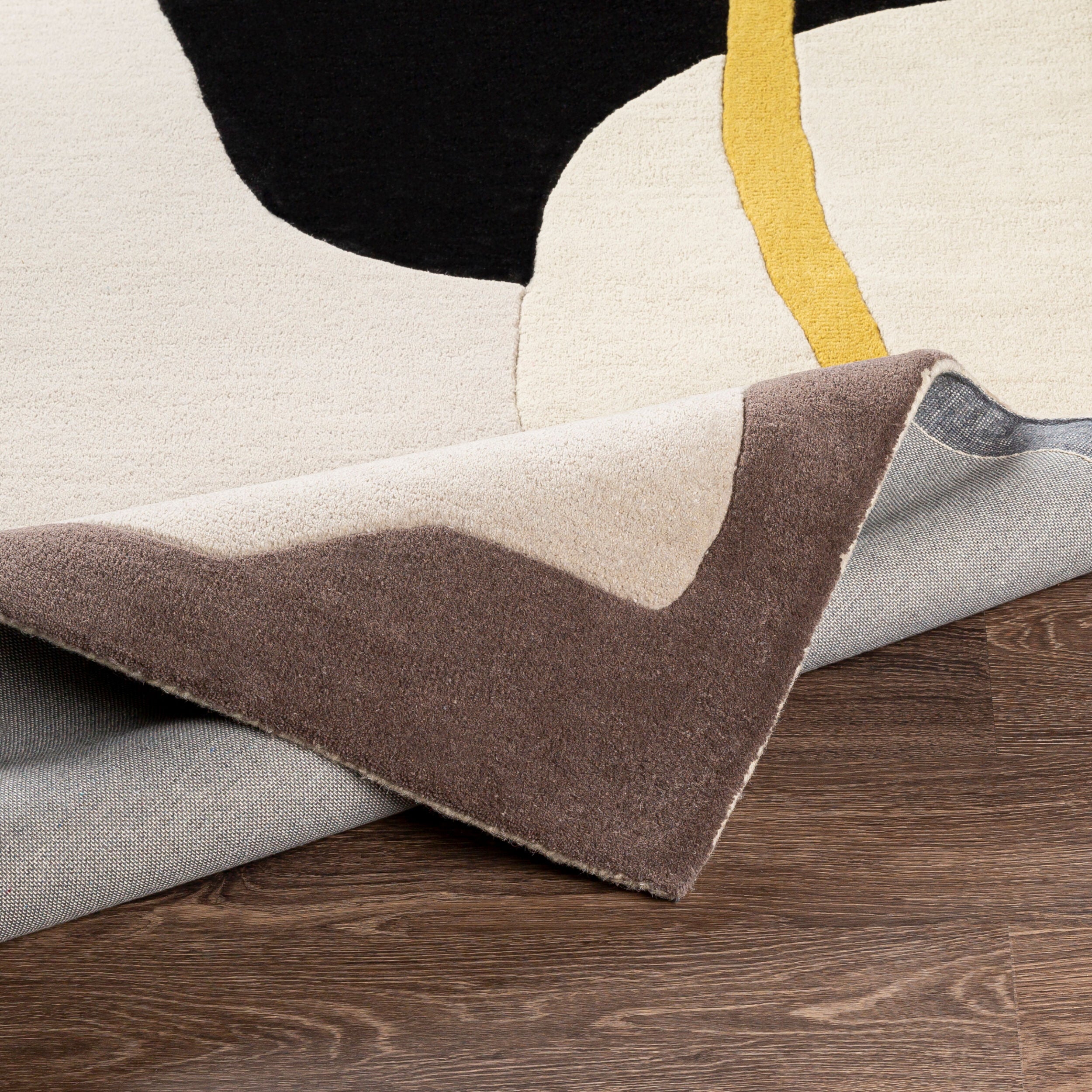 LIVABLISS Queens QUN-2303 Area Rug