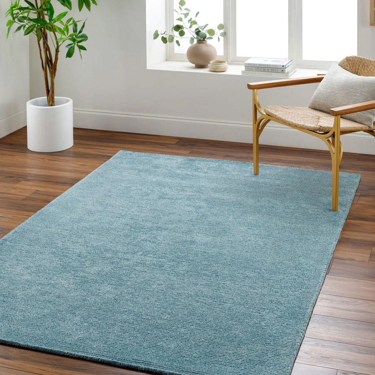 LIVABLISS Richmond RCM-2301 Gray Area Rug