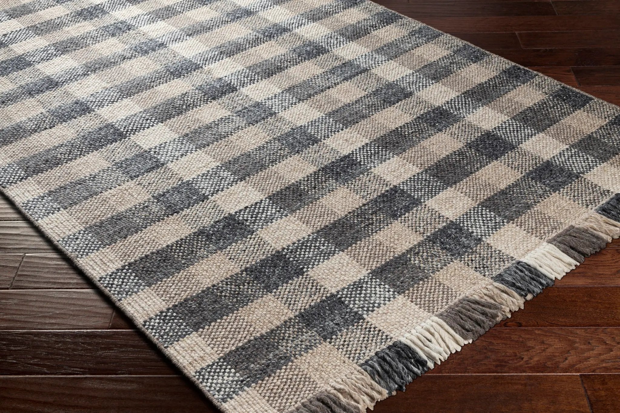 Reliance RLI-2308 Charcoal Area Rug by LIVABLISS