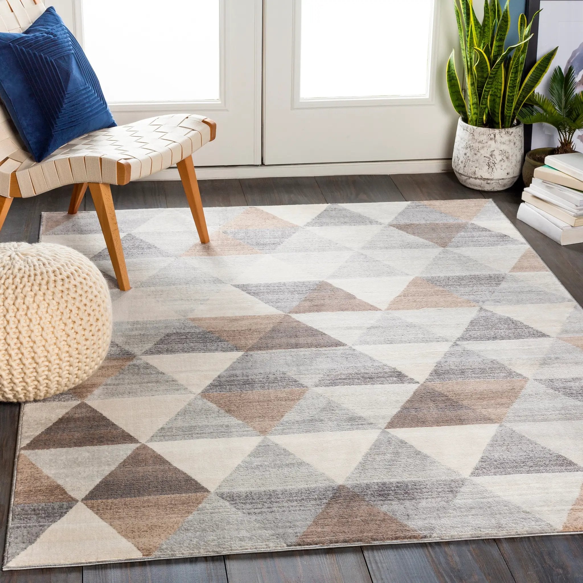 Roma ROM-2303 Gray Area Rug by LIVABLISS