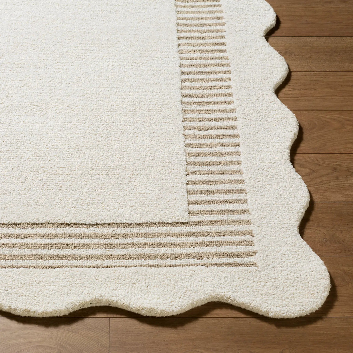 LIVABLISS Scalloped SCP-2307 Ivory Area Rug