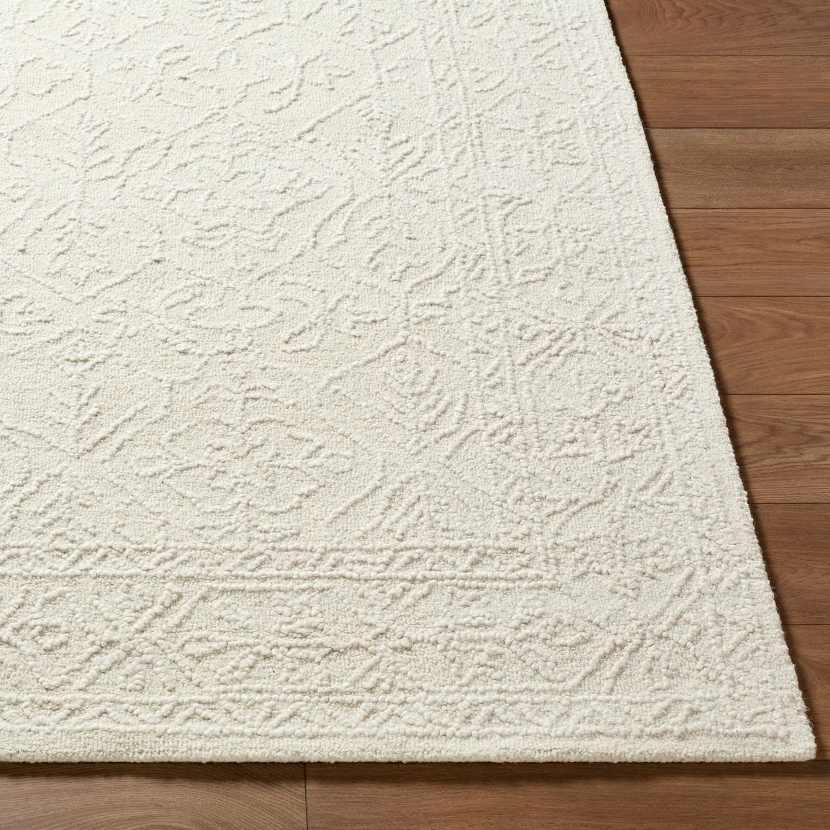LIVABLISS Sicily SCY-2304 Ivory Area Rug