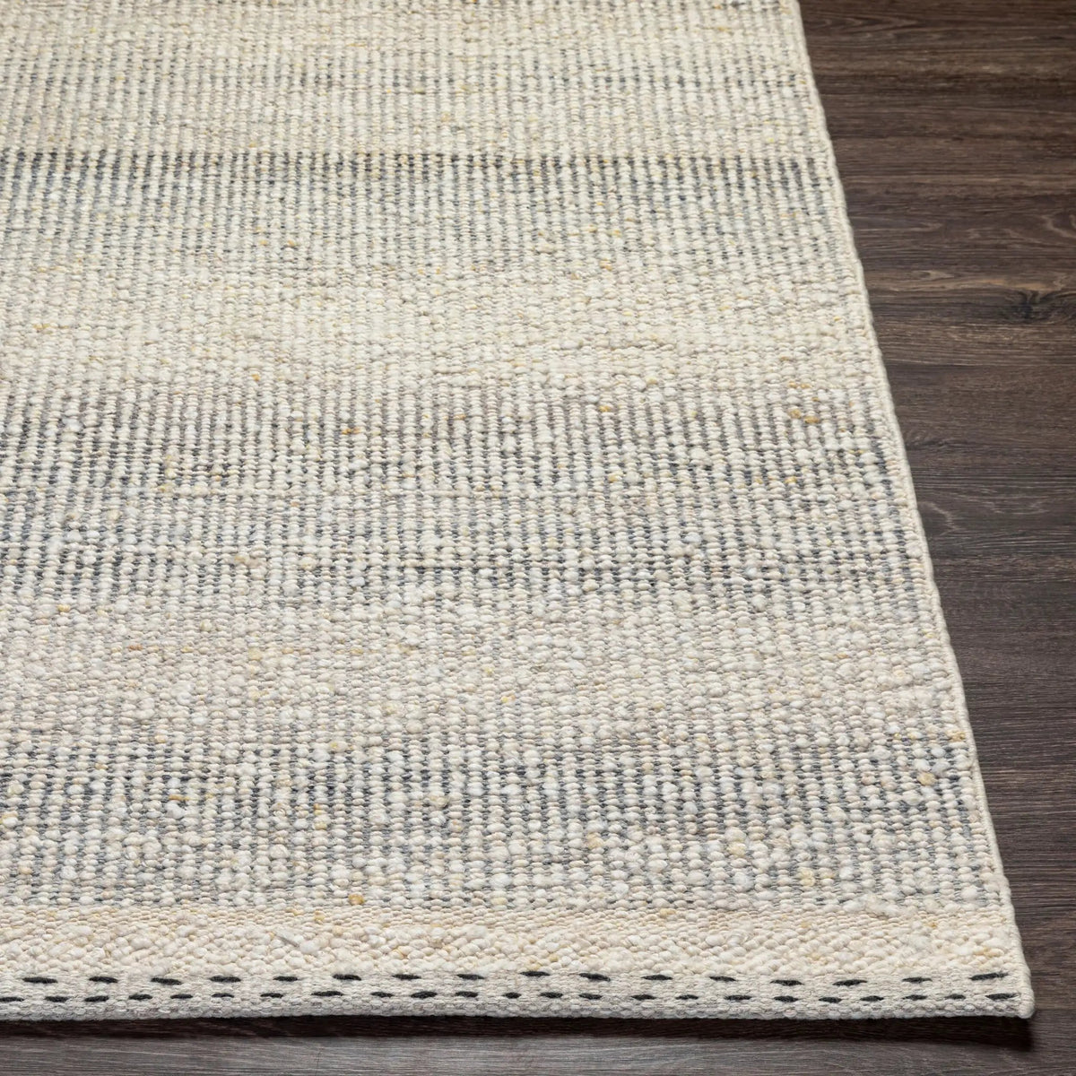 LIVABLISS Sadie SID-2302 Cream Area Rug