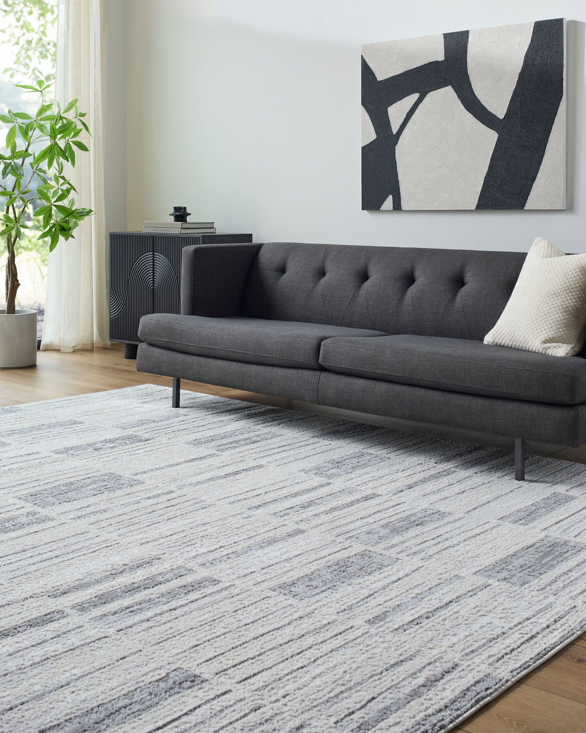 Siyah SIY-2311 Light-Slate Area Rug by LIVABLISS