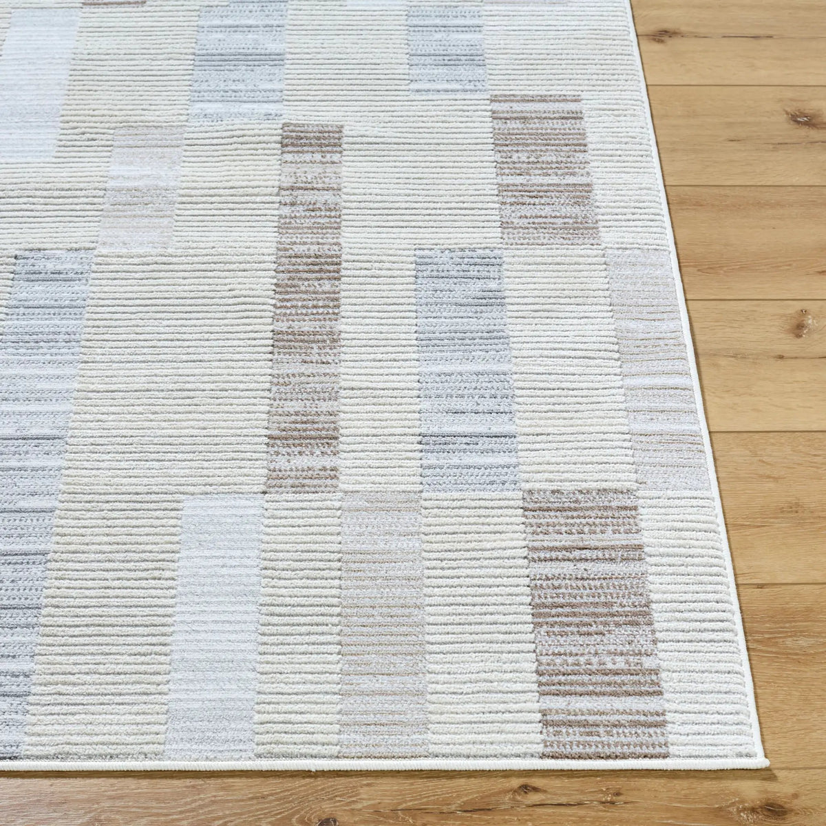 Siyah SIY-2318 White Area Rug by LIVABLISS