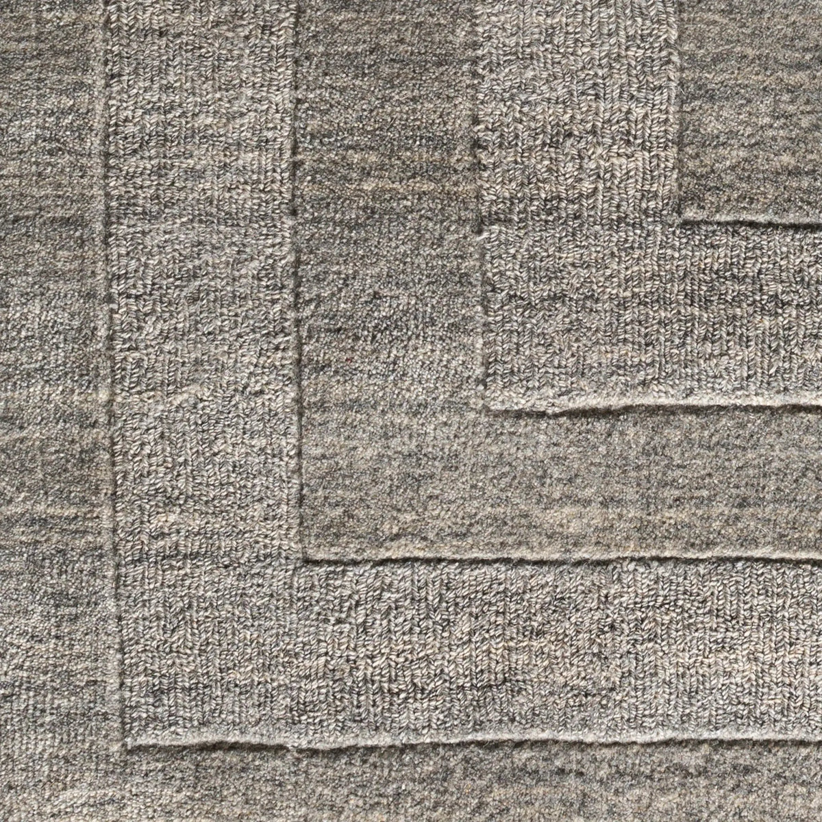 LIVABLISS Sorrento SOT-2304 Gray Area Rug