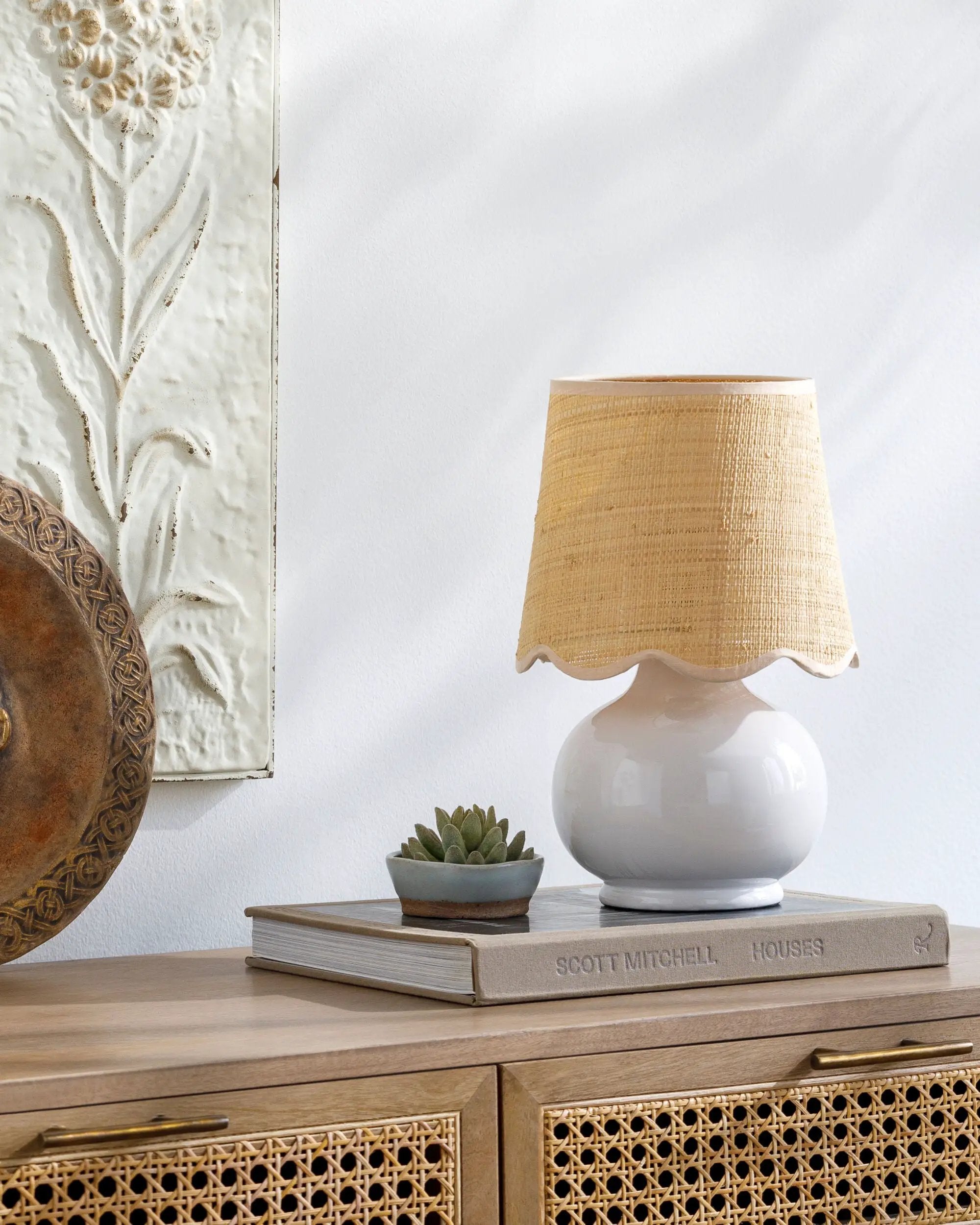 Stella STD-003 Diminuta Accent Table Lamp by LIVABLISS