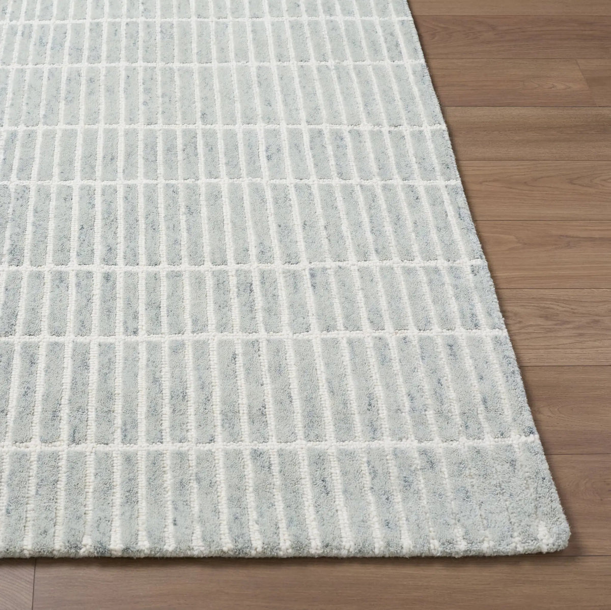 LIVABLISS Vista VIT-2302 Light-Gray Area Rug