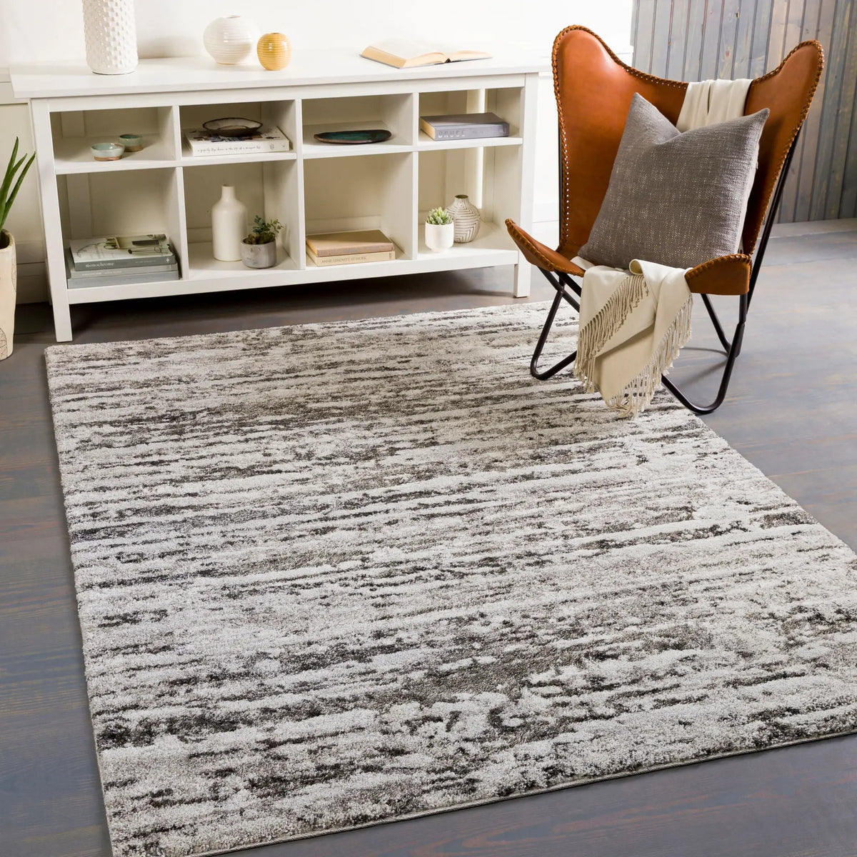 LIVABLISS Venice VNE-2301 Gray Area Rug