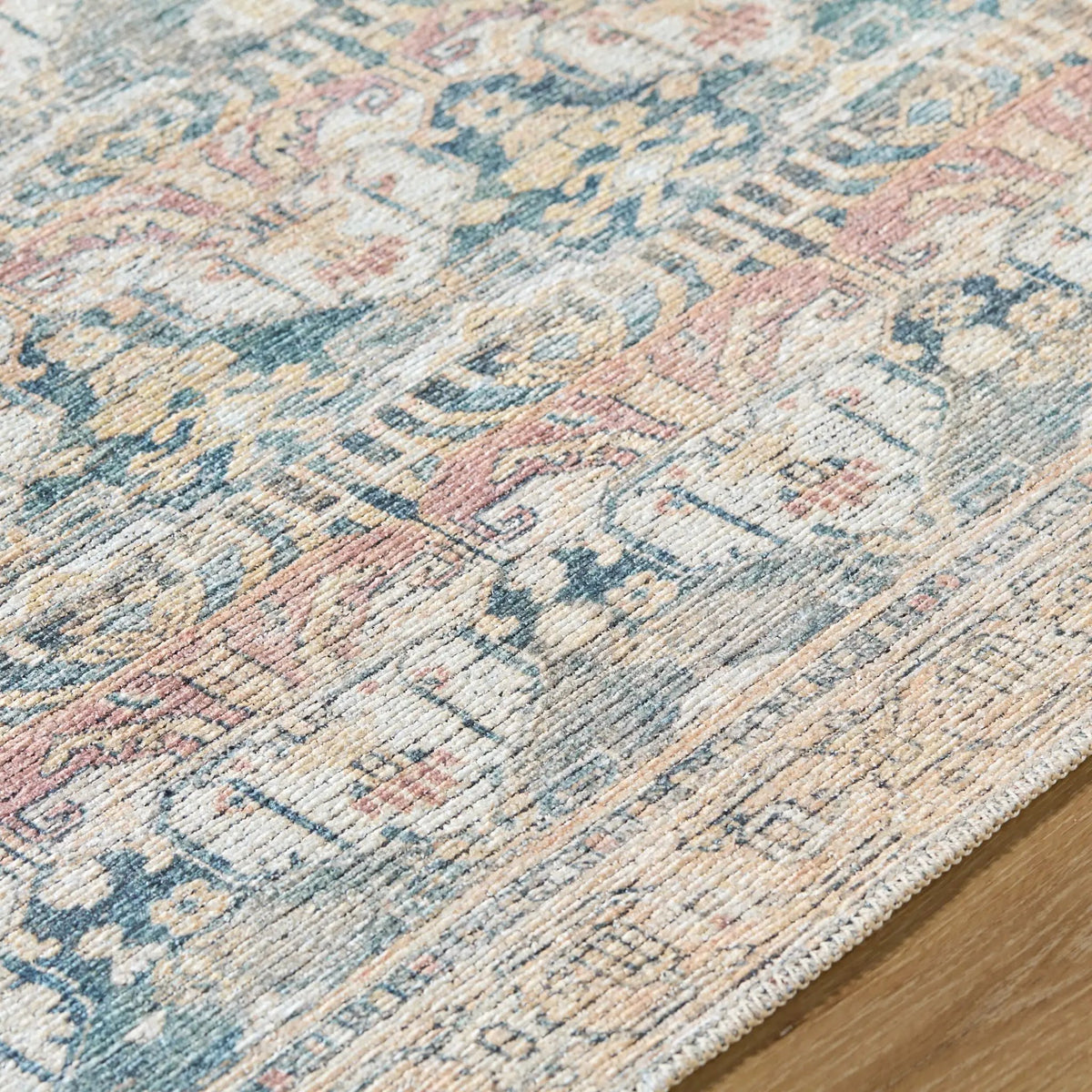 Vinny VNY-2317 Medium-Green Area Rug by LIVABLISS
