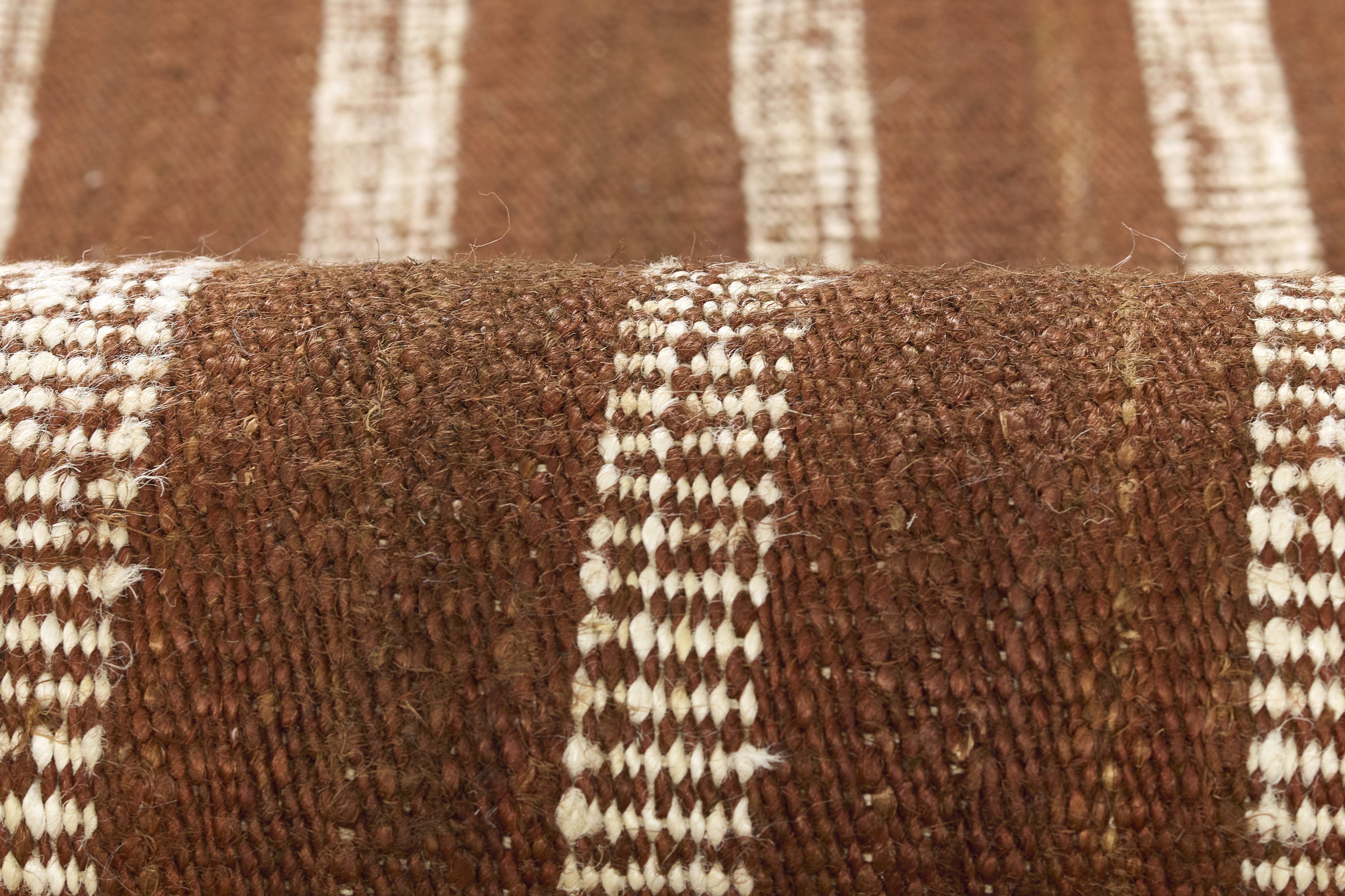 Earthy elegance meets quiet simplicity in the Momeni Jango Collection Area Rugs.