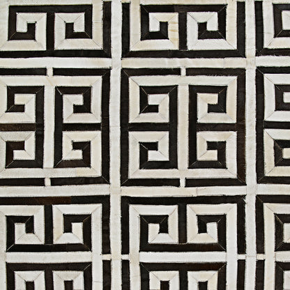 Couristan Chalet Meander Black/Ivory Area Rug
