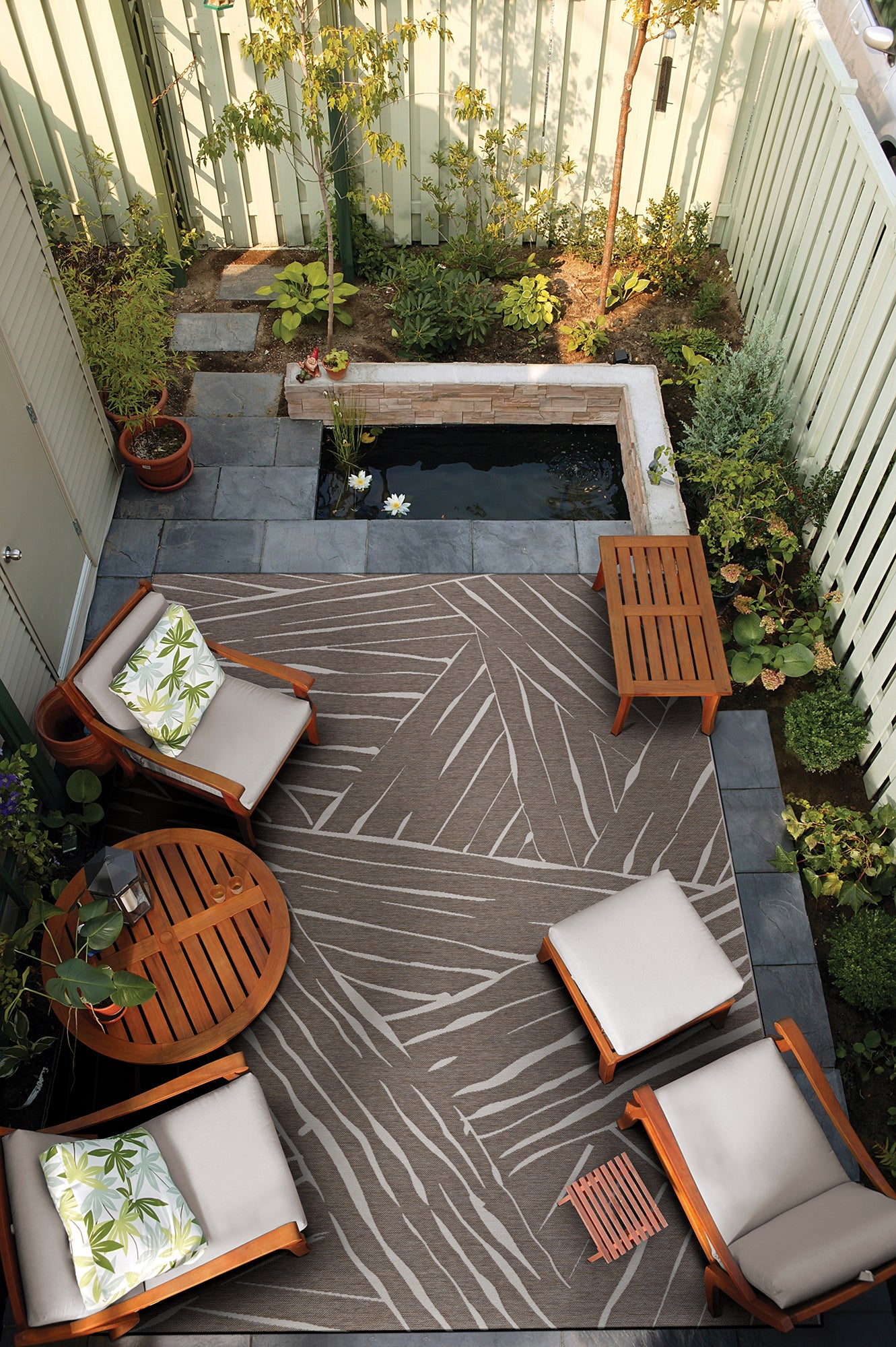 Couristan Dolce Parquet 7515-1103 Mocha Area Rug